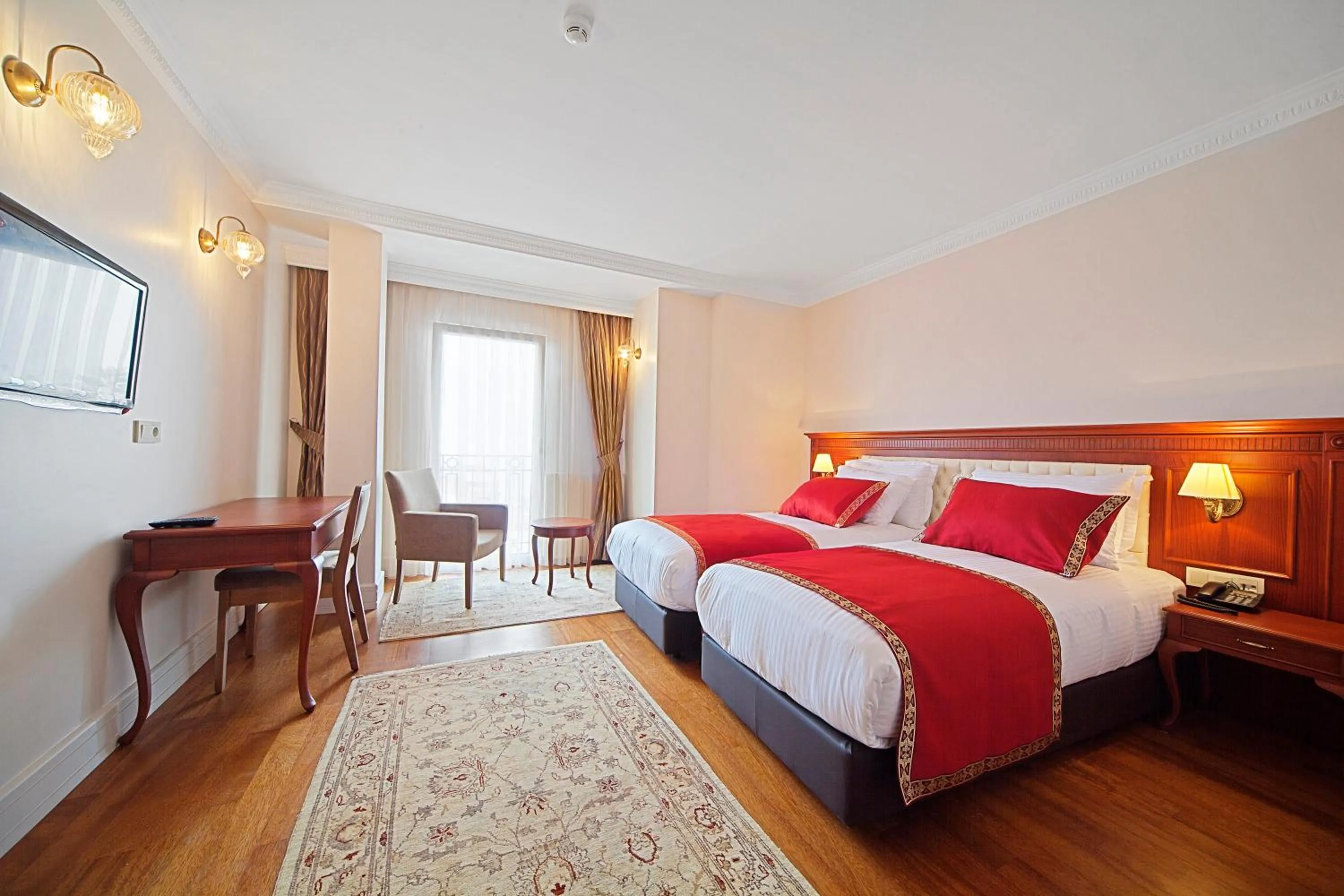 Bedroom, Bed in Aren Suites