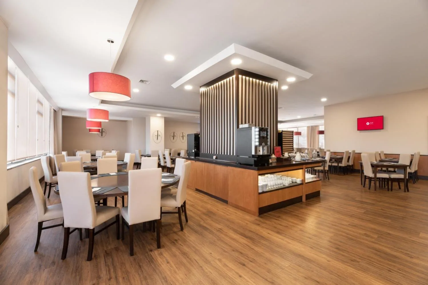 Breakfast in Exe São Lázaro