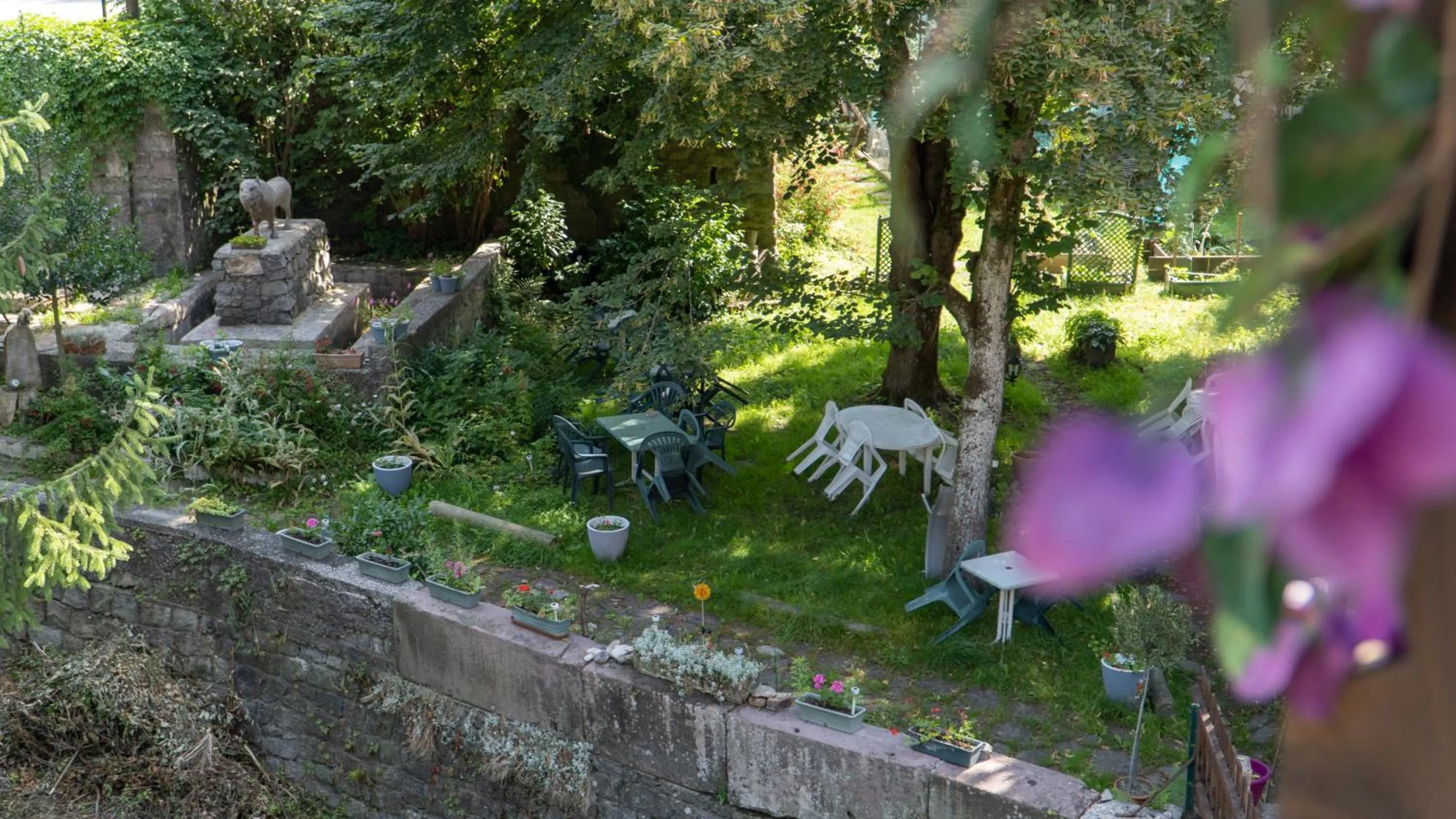 People in Résidence SoAnSa du Gérardmer de la Sci Rsast - Col de la Schlucht