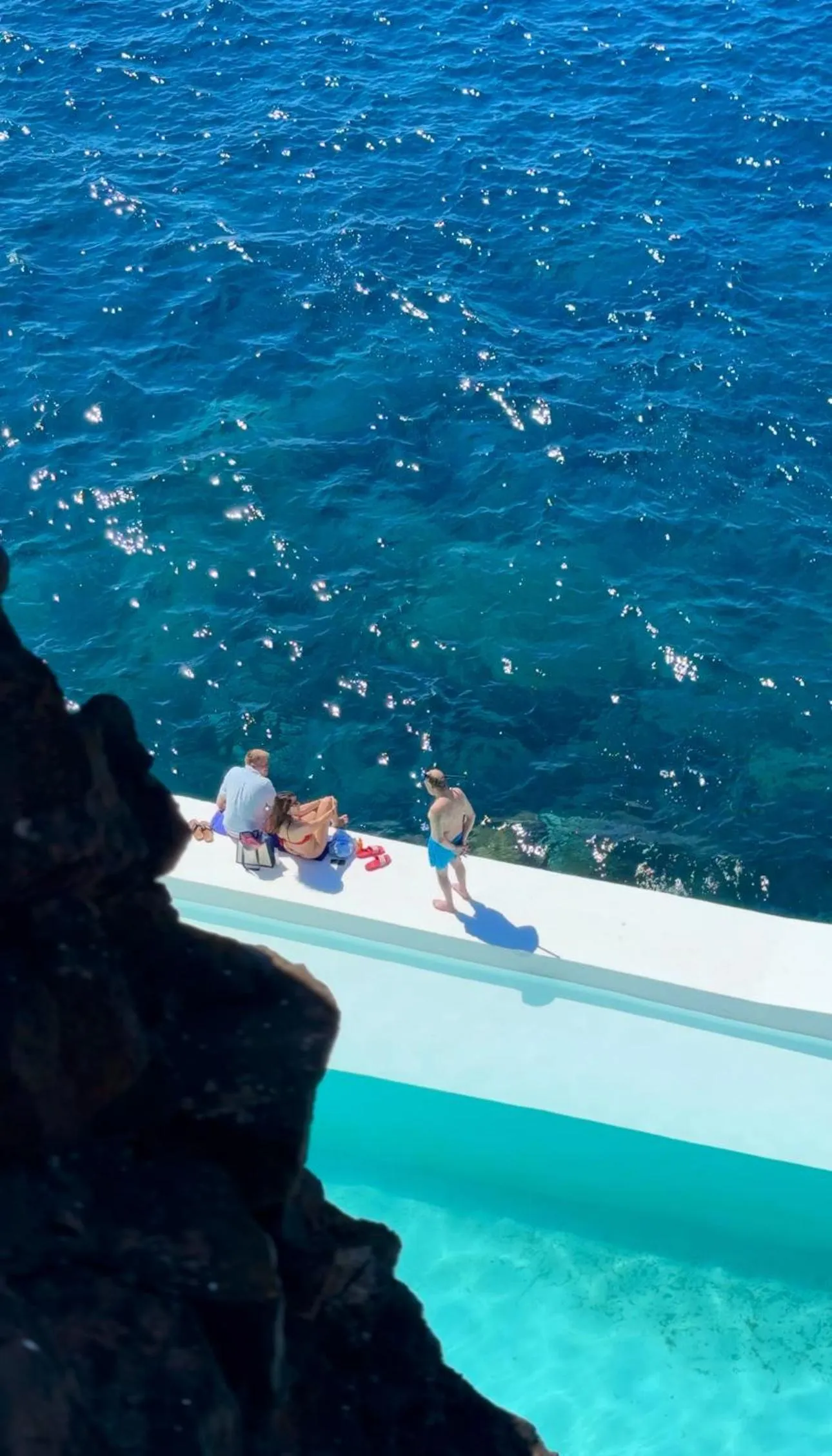 Swimming pool in Albatroz Beach & Yacht Club