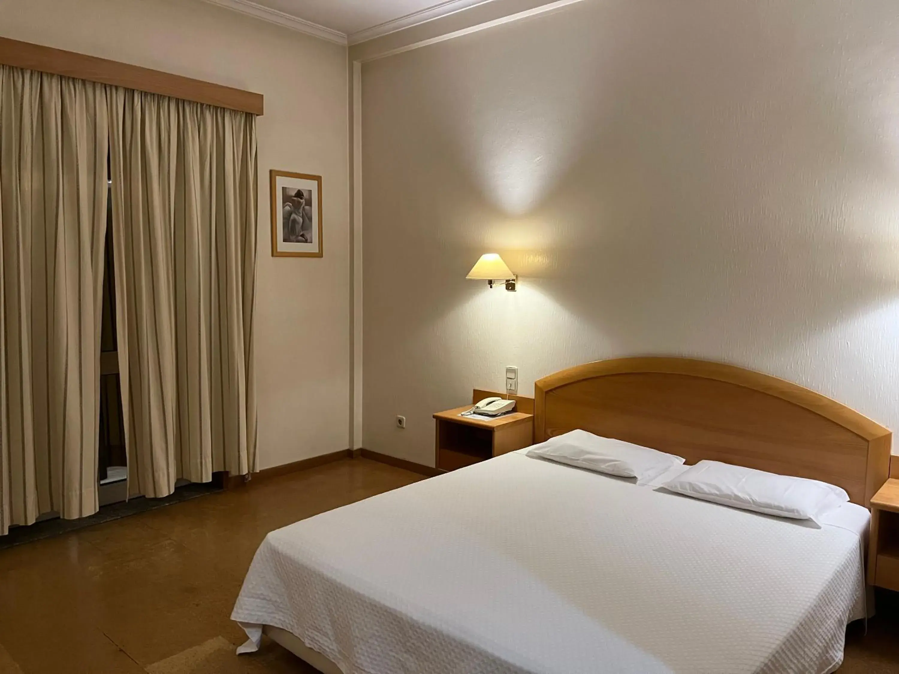 Double Room with River View in Grande Hotel Dom Dinis Double Room with River View in Grande Hotel Dom Dinis