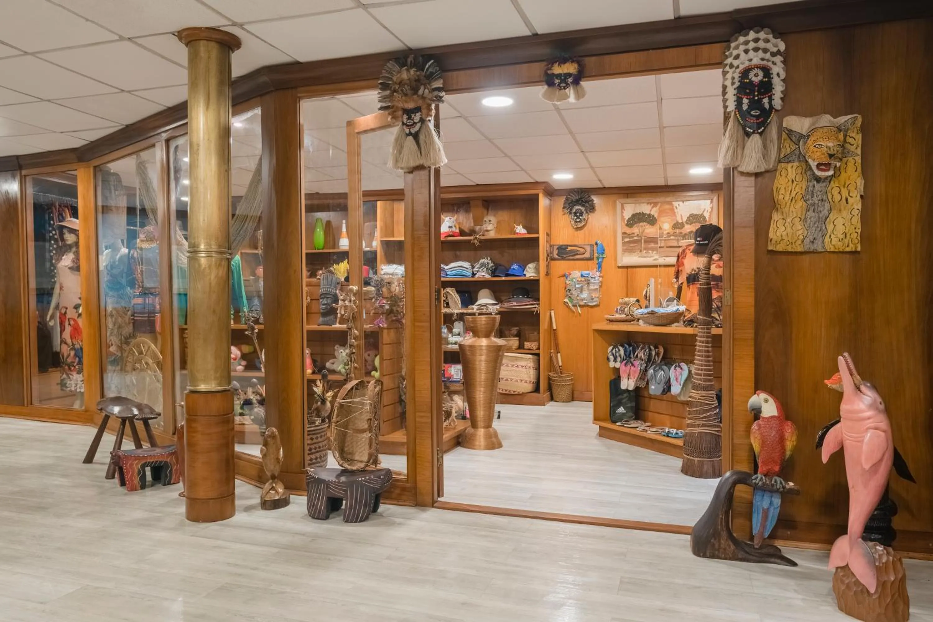 On-site shops in Grand Amazon Expedition - All Inclusive