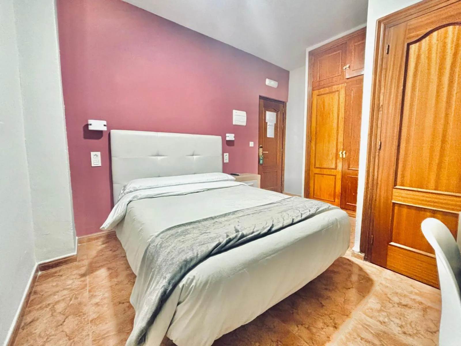 Photo of the whole room, Bed in Pensión Rocamar