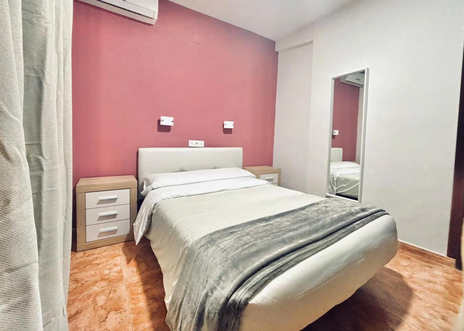 Photo of the whole room, Bed in Pensión Rocamar