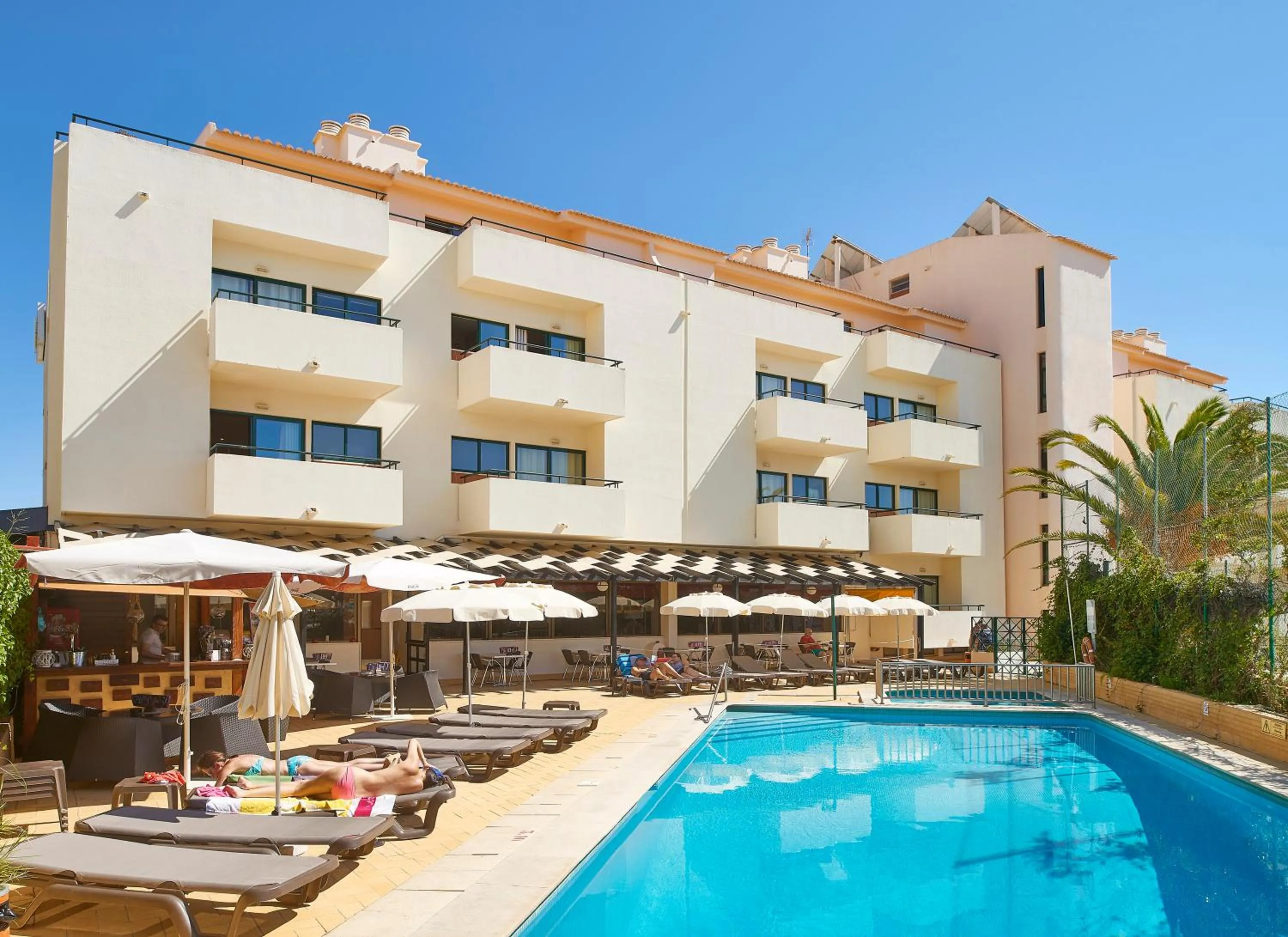 Swimming pool in Oceanus Aparthotel