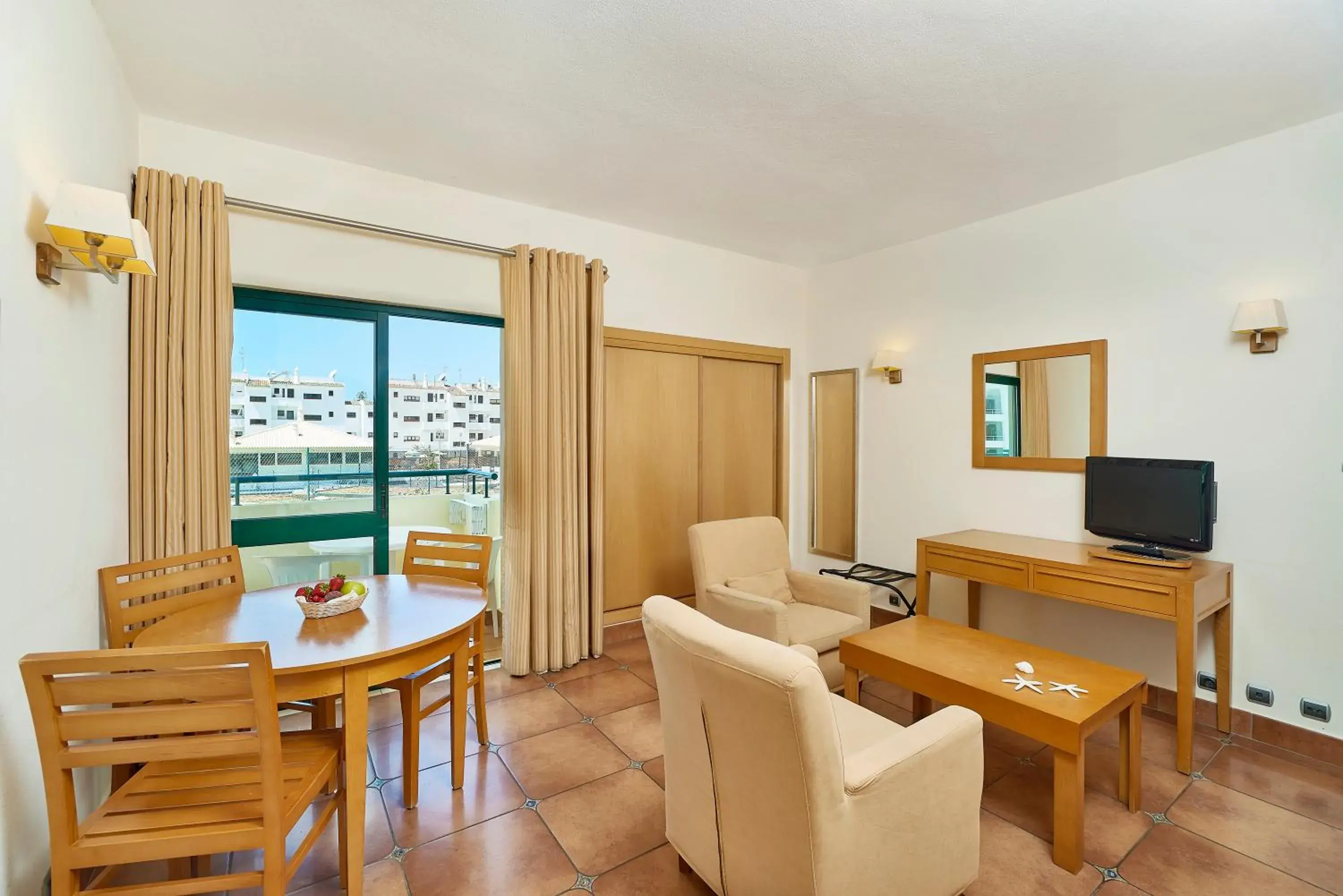 Classic Studio Apartment - Pool Side in Oceanus Aparthotel Classic Studio Apartment - Pool Side in Oceanus Aparthotel