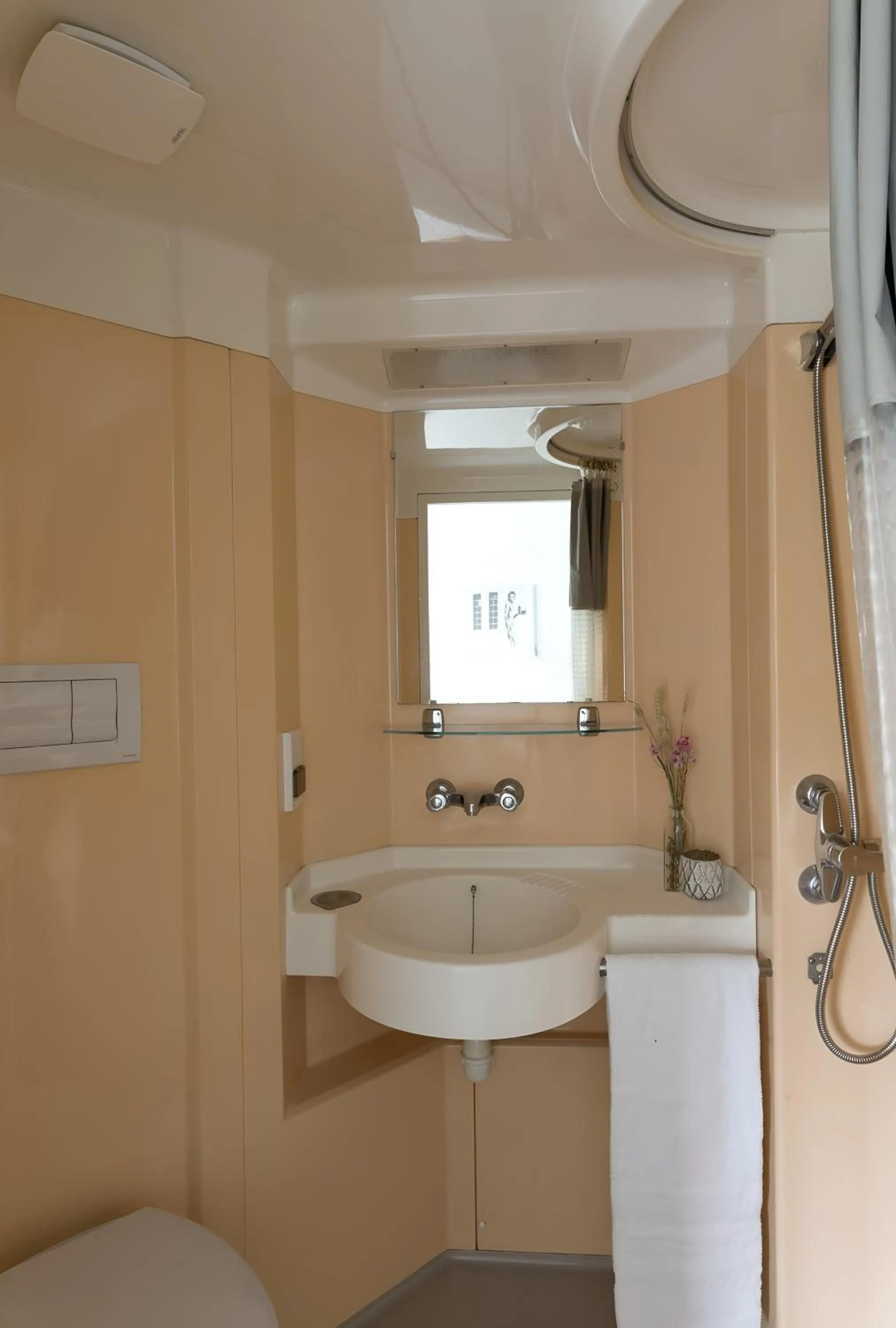 Bathroom in Appart Hotel Corte HR