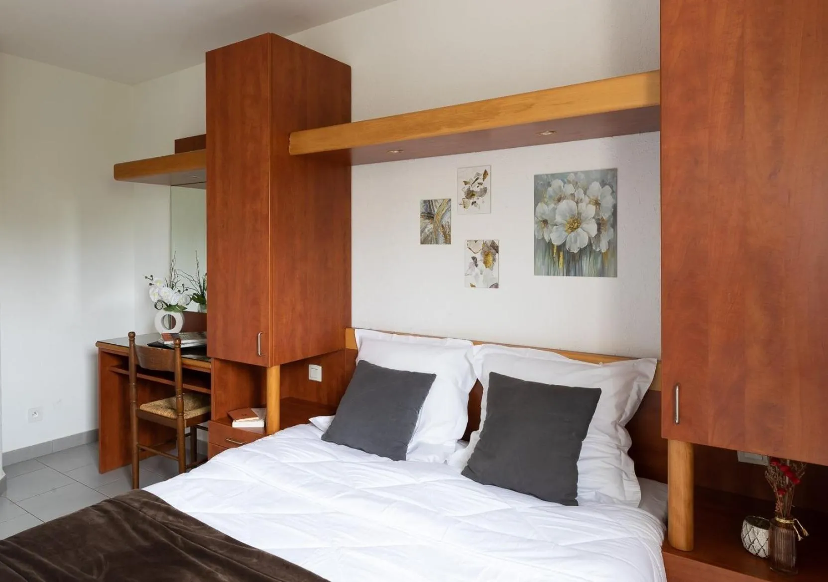 Bed in Appart Hotel Corte HR