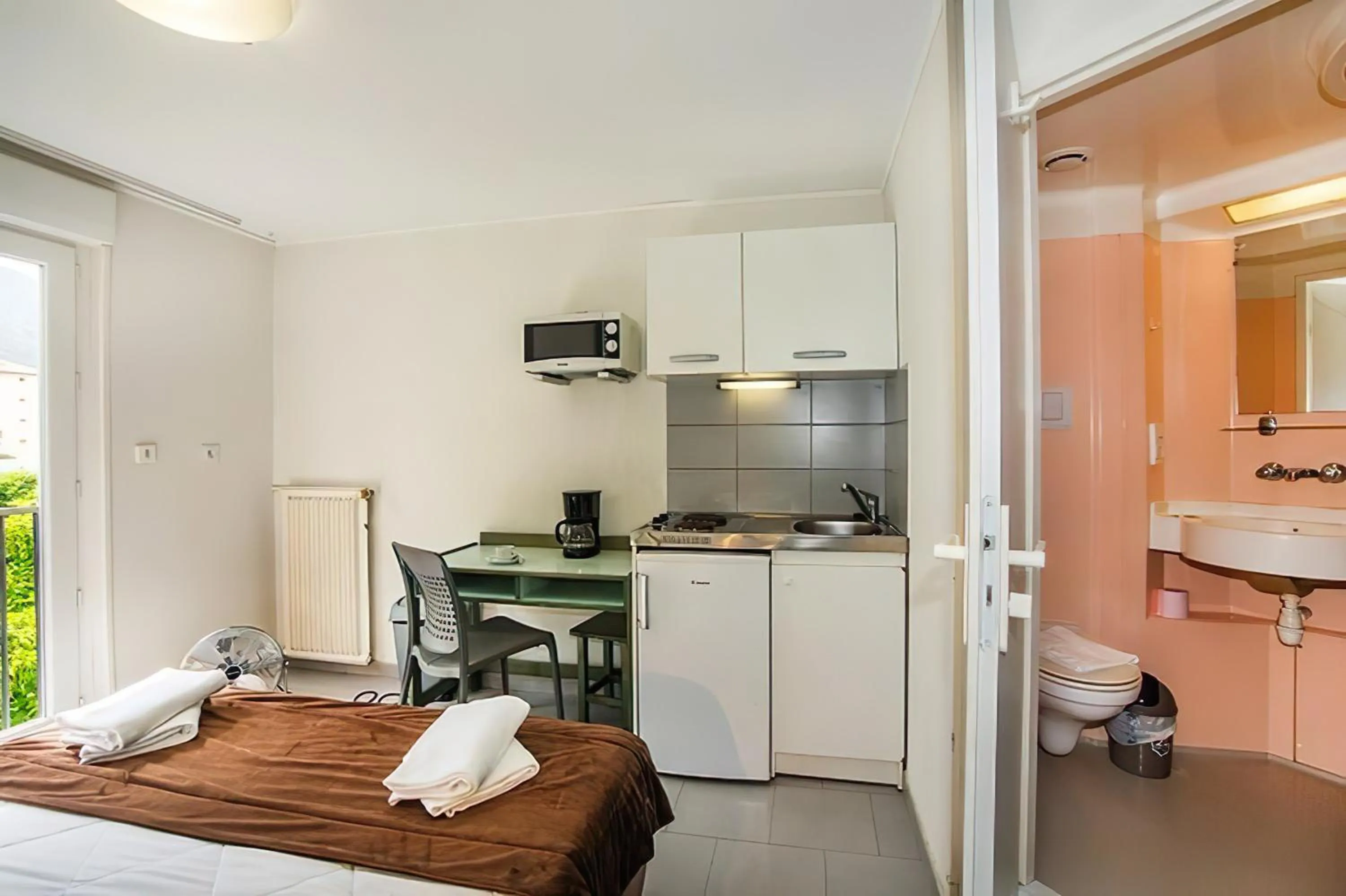 Bed in Appart Hotel Corte HR