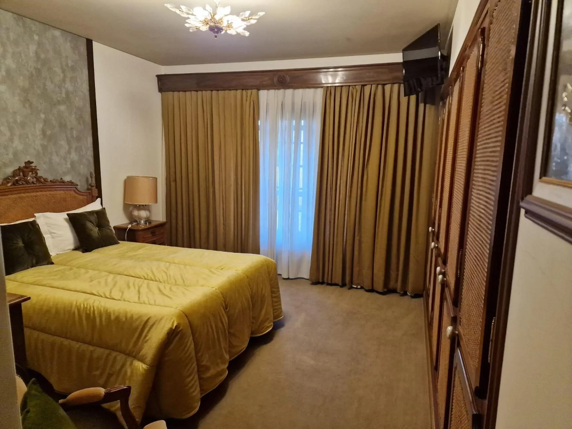 Bed in Hotel Paraiso