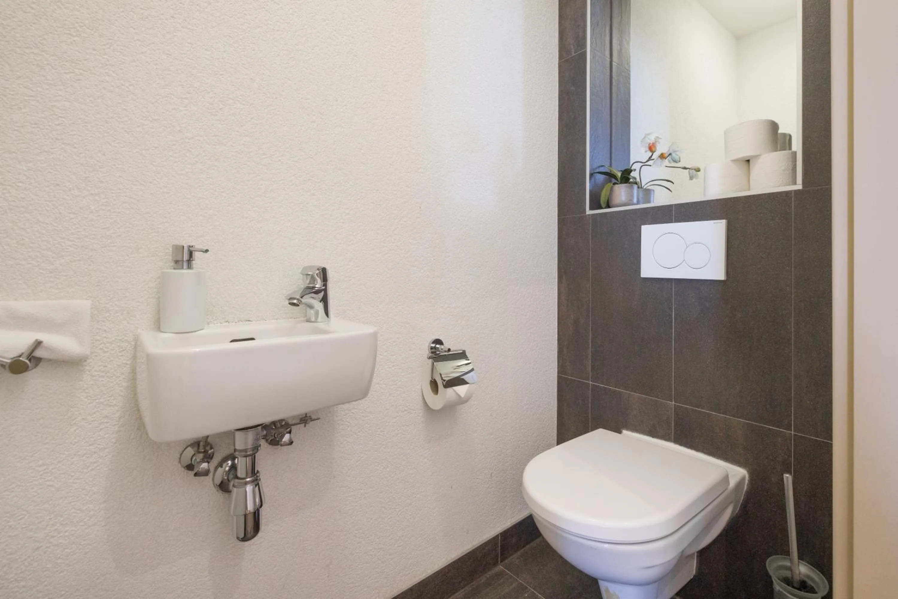 Toilet in RAFAEL KAISER - Premium Apartments - Contactless Check-In