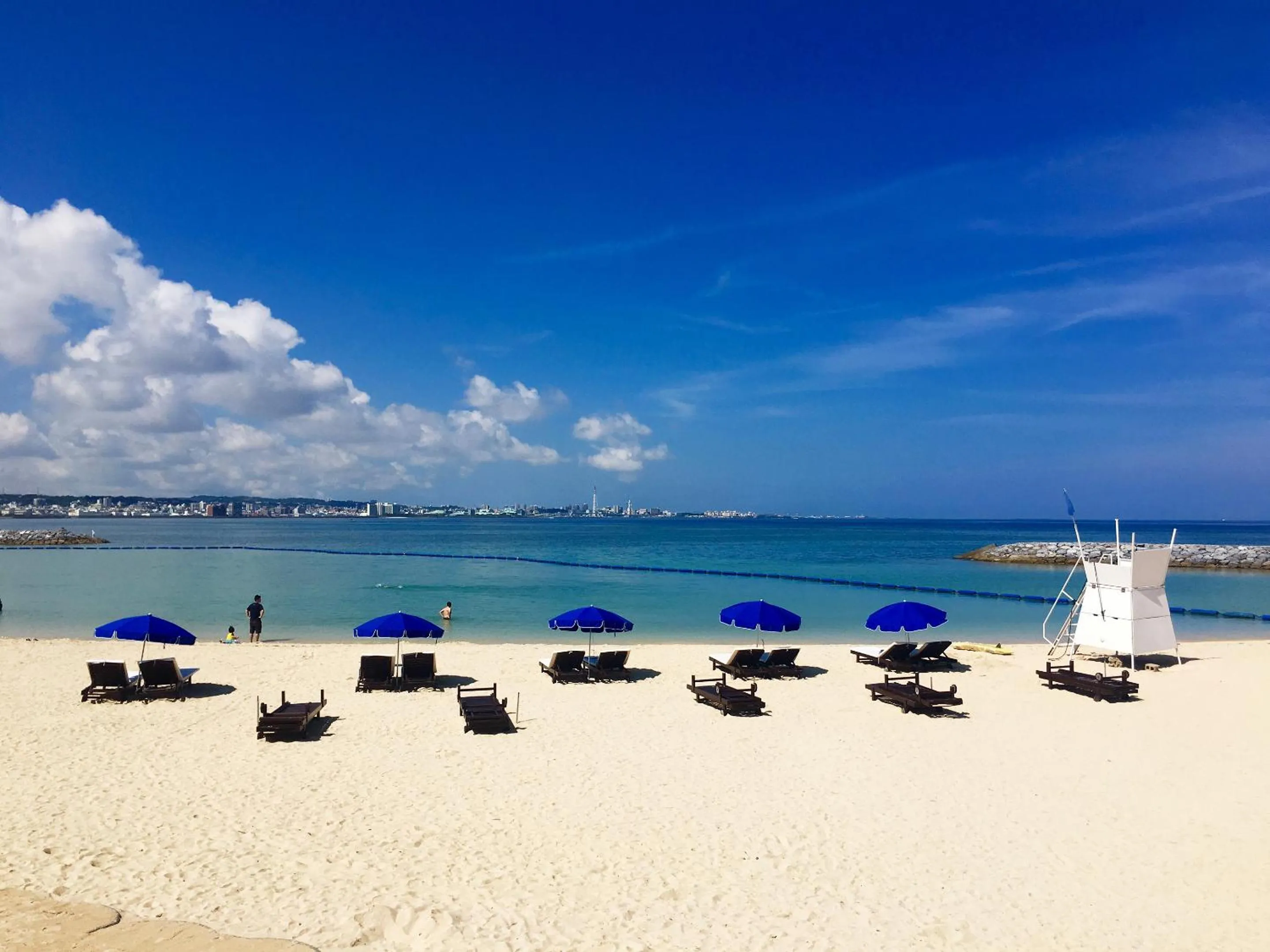 Beach in Rinken's Hotel