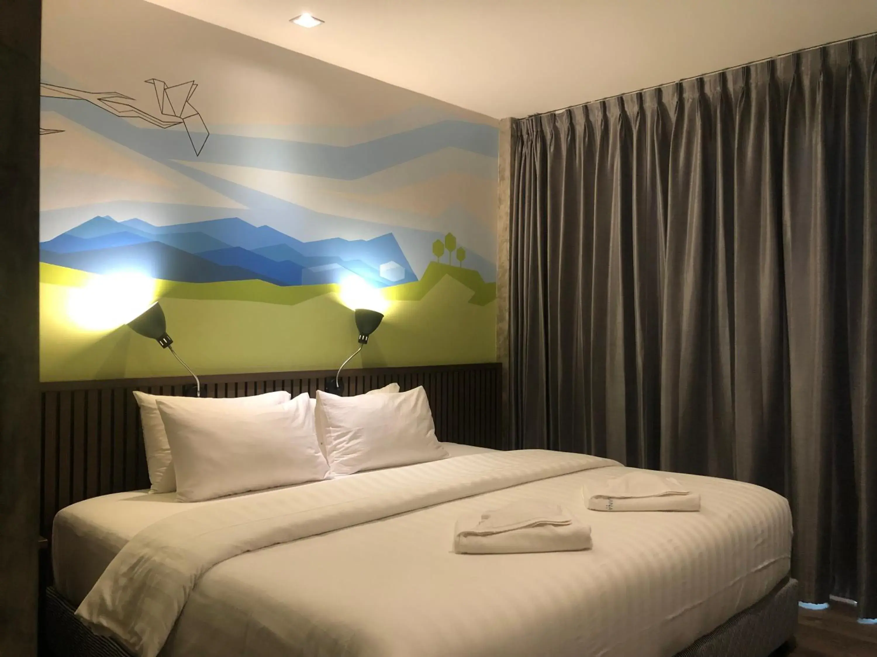 Double Room - Disability Access in Lana Beds & Space Double Room - Disability Access in Lana Beds & Space