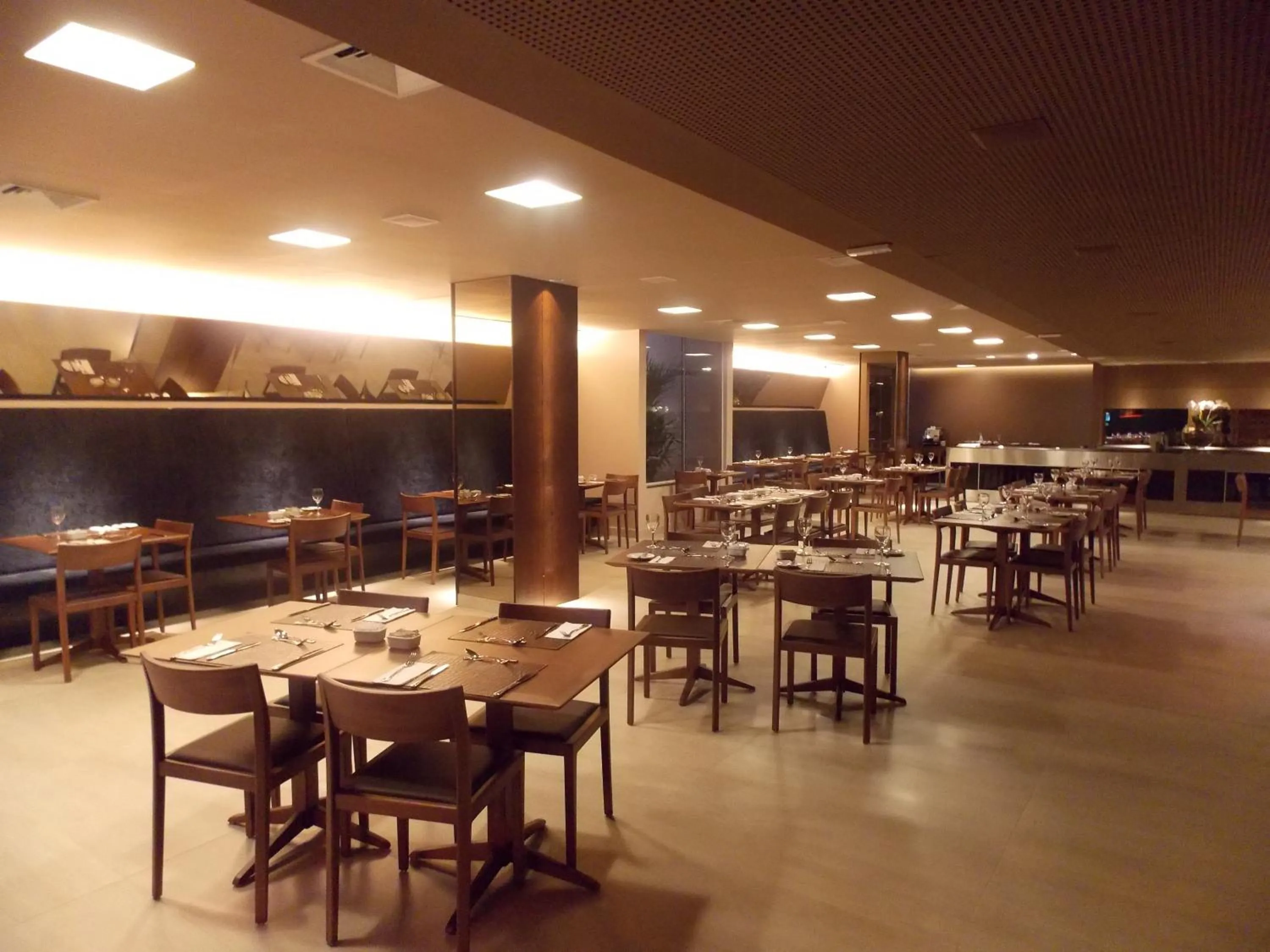 Restaurant/places to eat in Denali Hotel