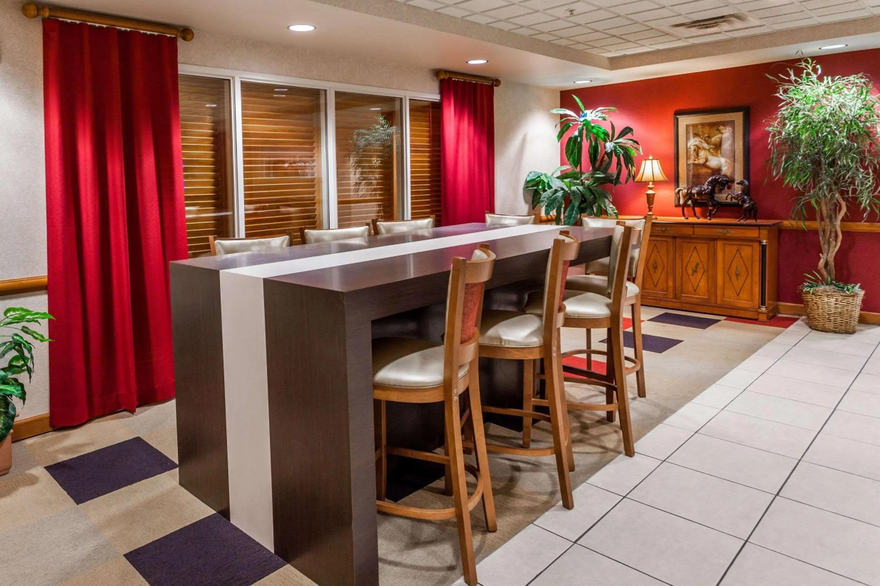 Lobby or reception in Wingate by Wyndham Atlanta/Six Flags Austell