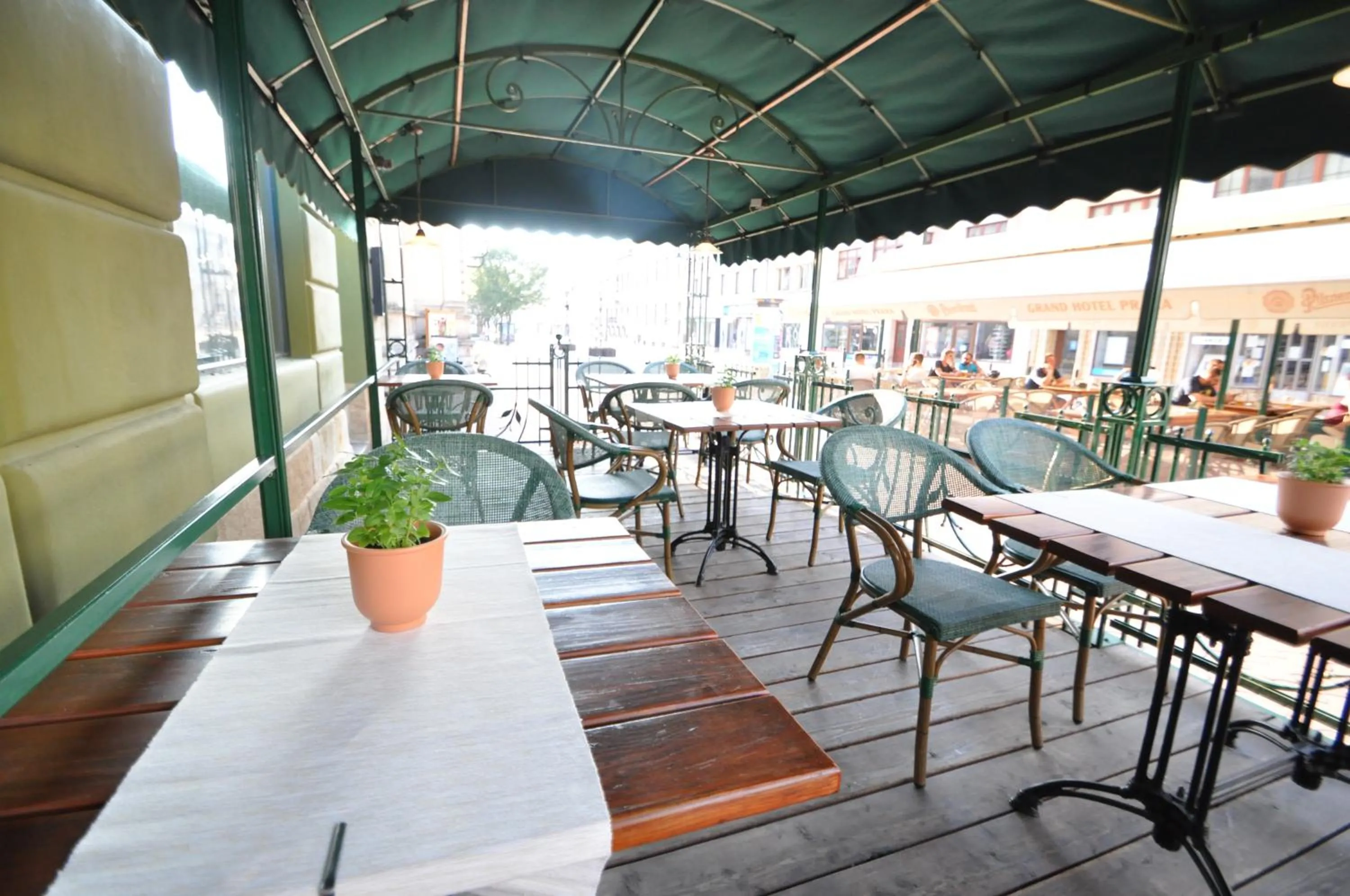 Buffet breakfast in Grand Hotel Praha