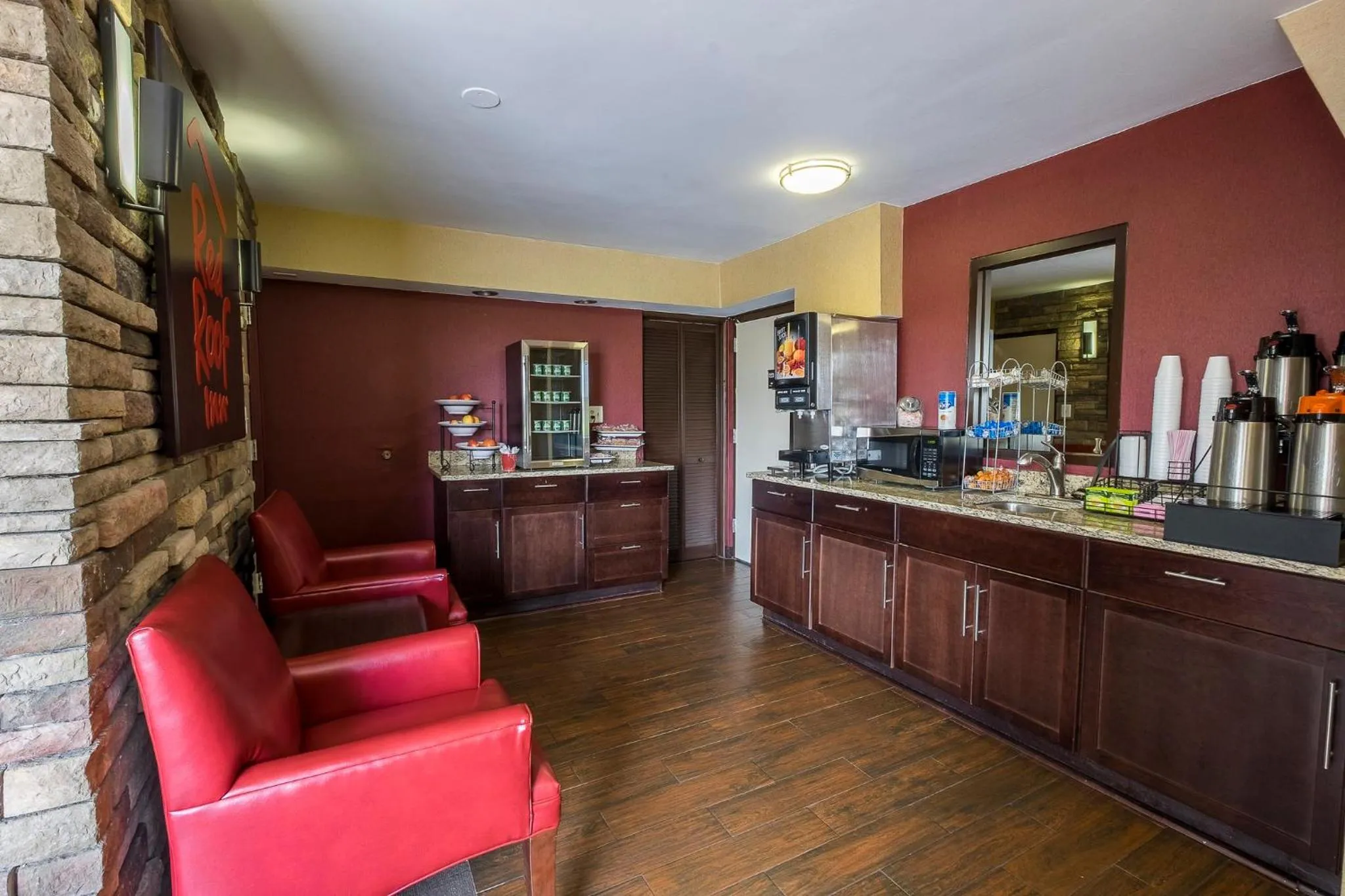 Breakfast in Red Roof Inn Rock Hill