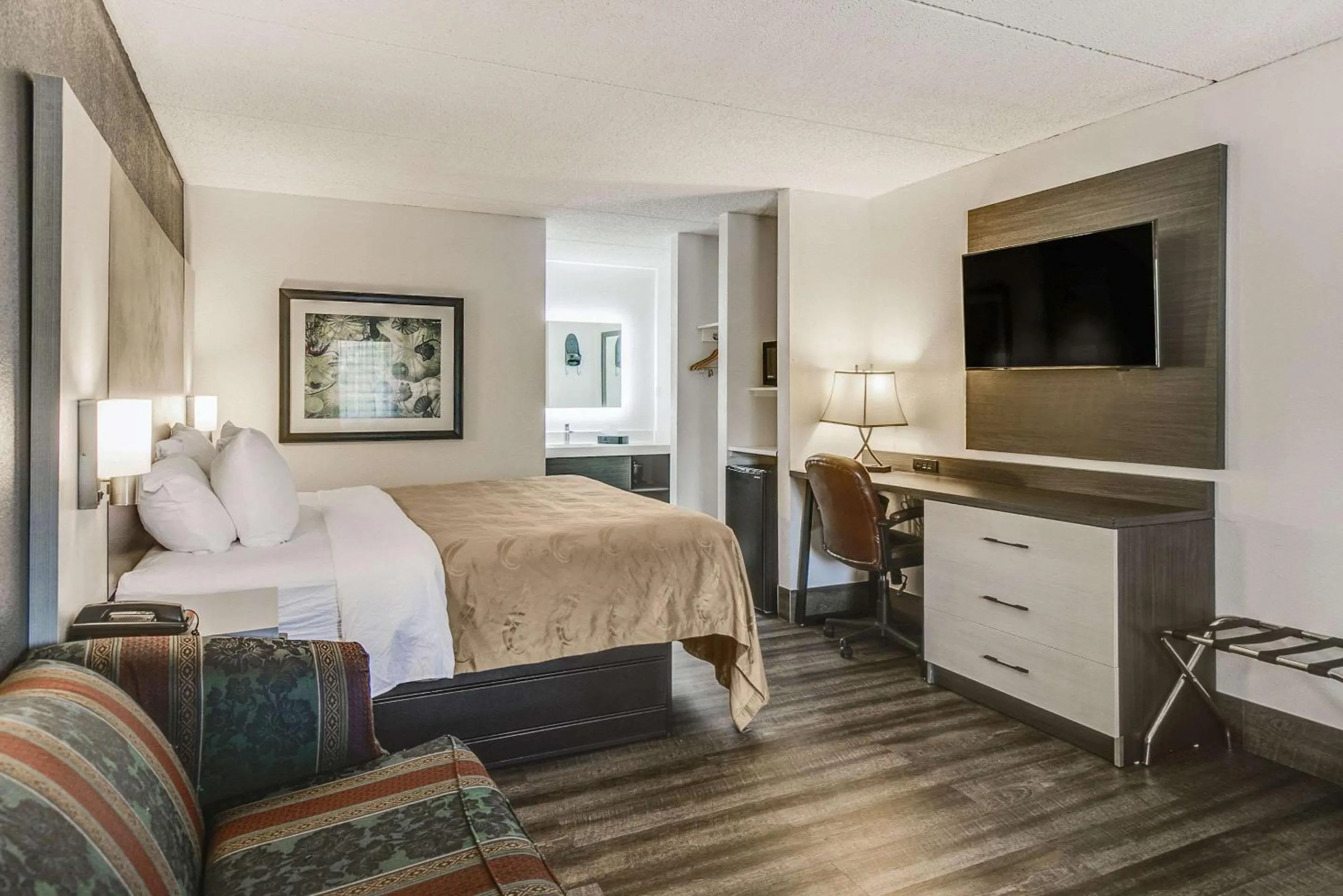 Bedroom, Bed in Quality Inn Elberton