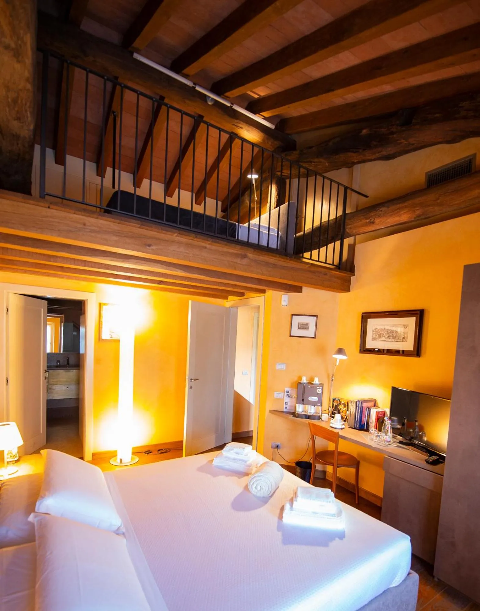 Photo of the whole room, Bed in Locanda Mimmo