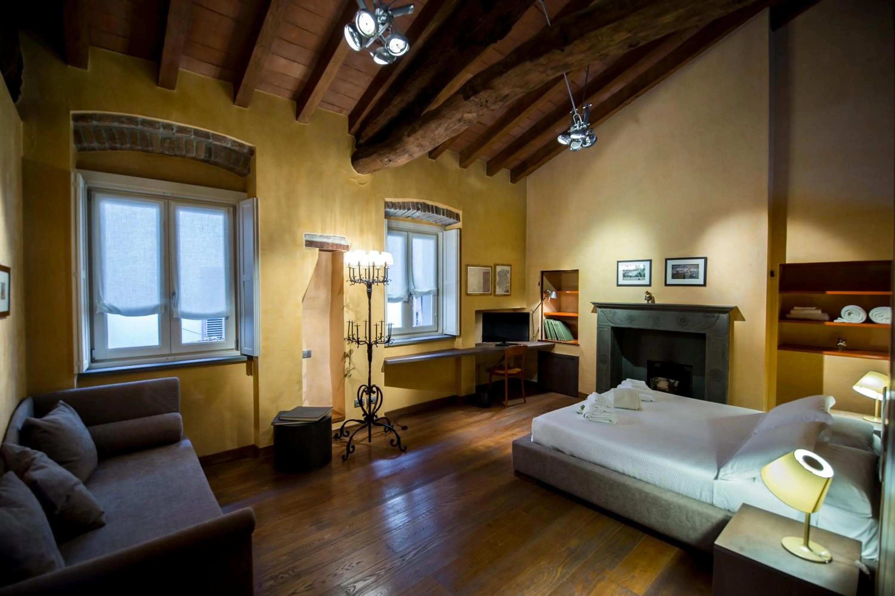 Photo of the whole room, Bed in Locanda Mimmo