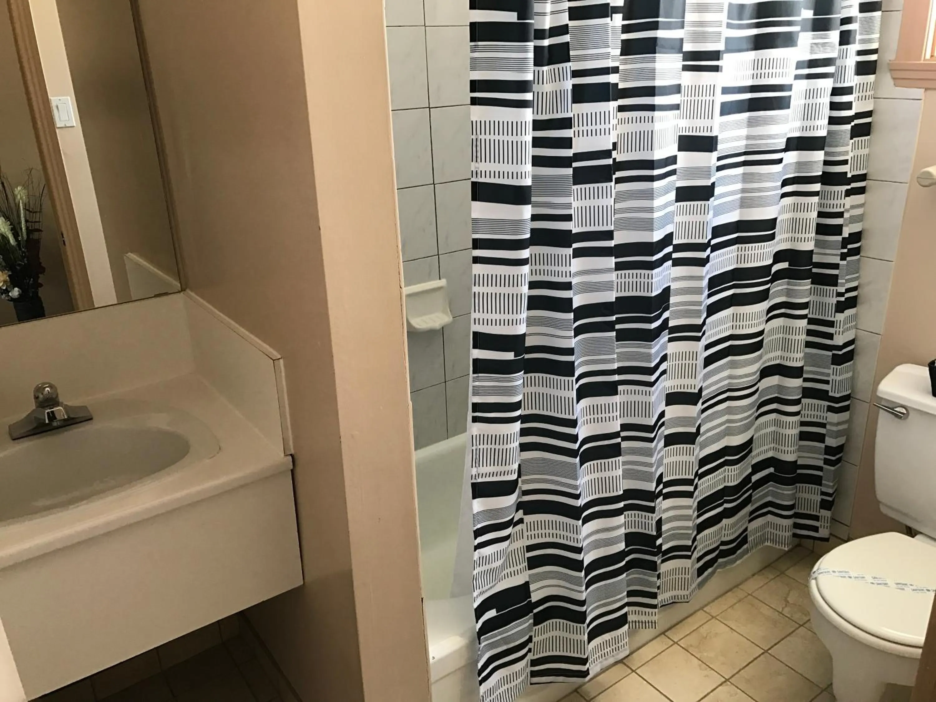 Bathroom in Motel Belle Riviere