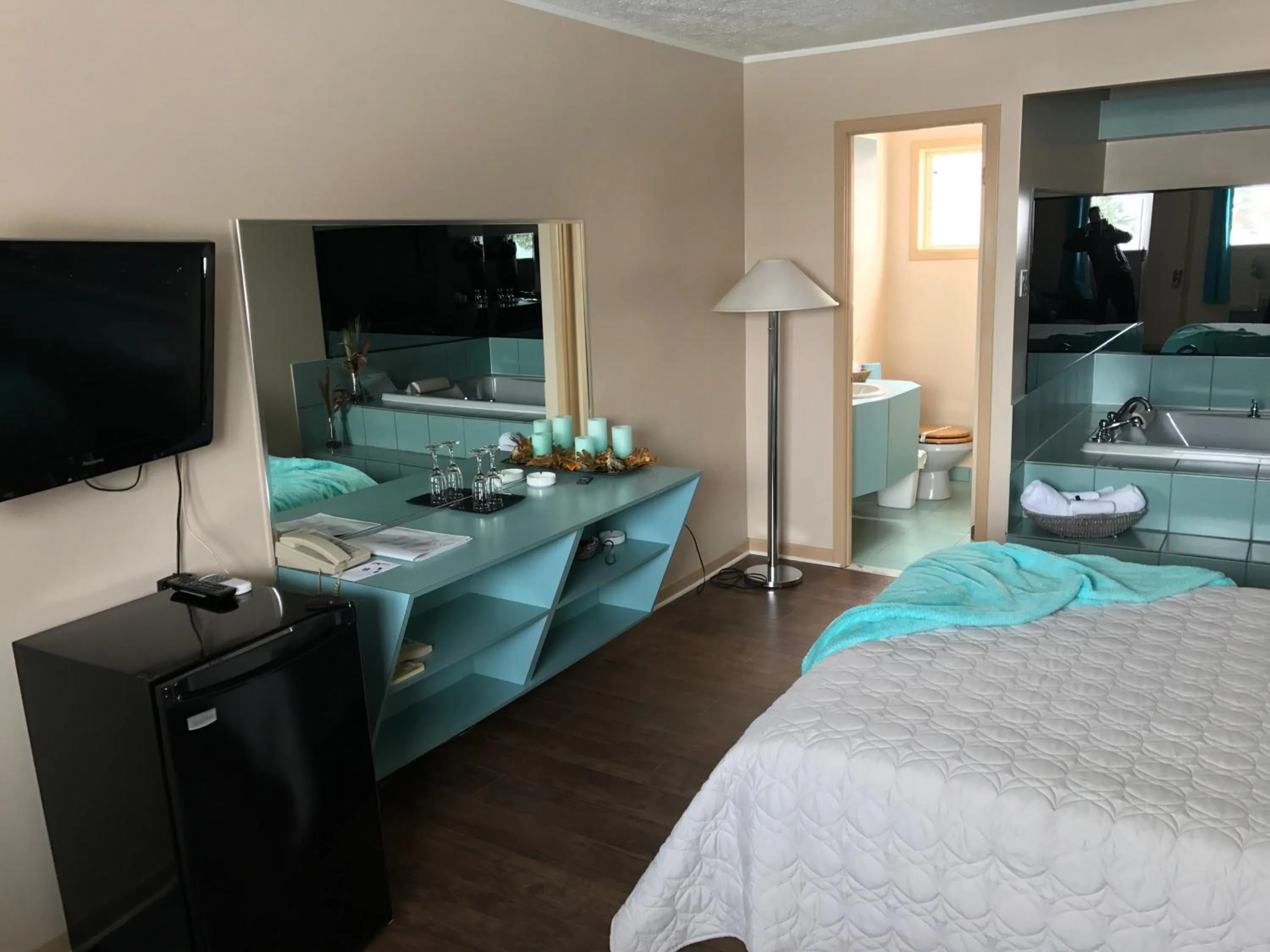 Bedroom, Bed in Motel Belle Riviere