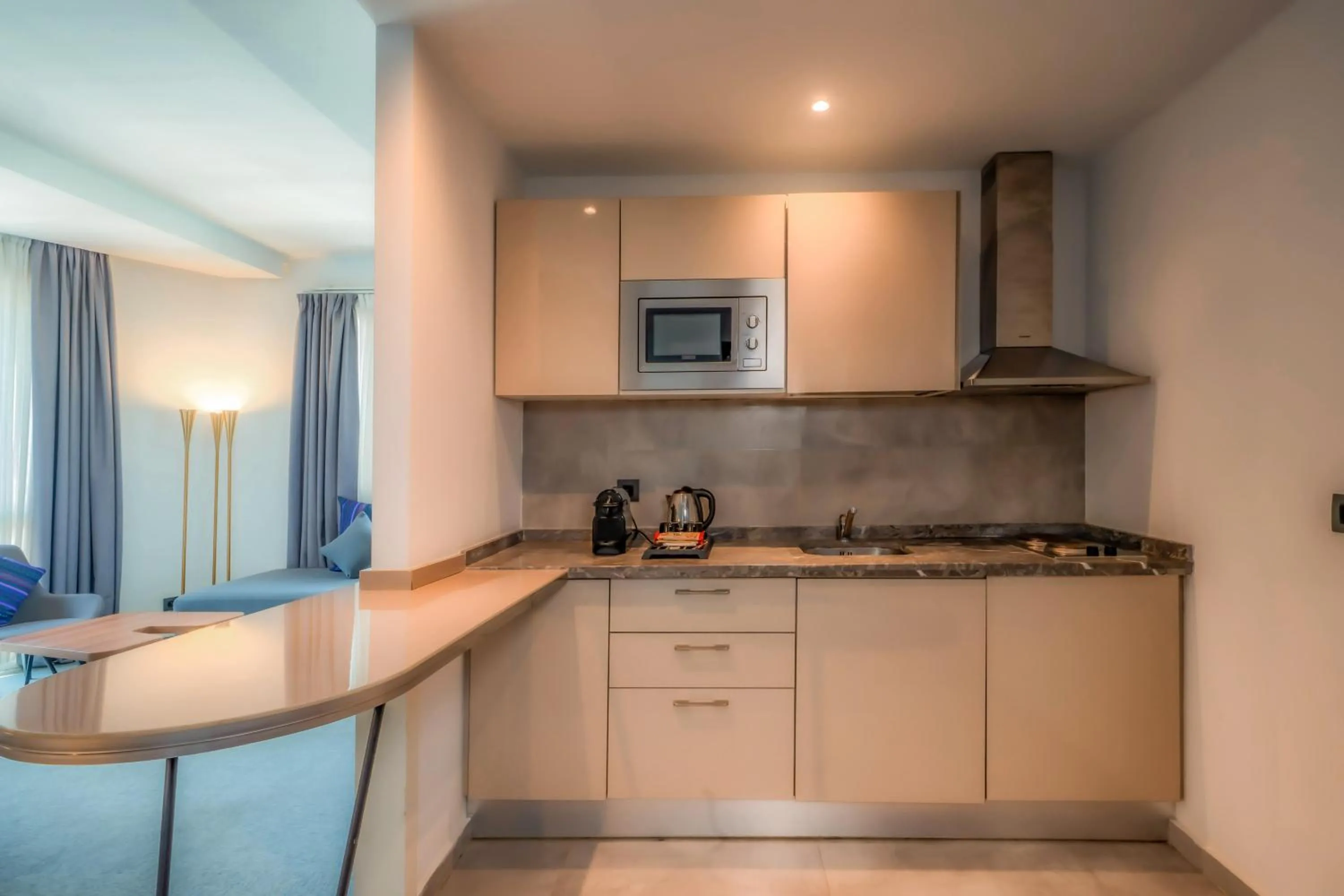 Kitchen or kitchenette in Kyriad Residence Casablanca