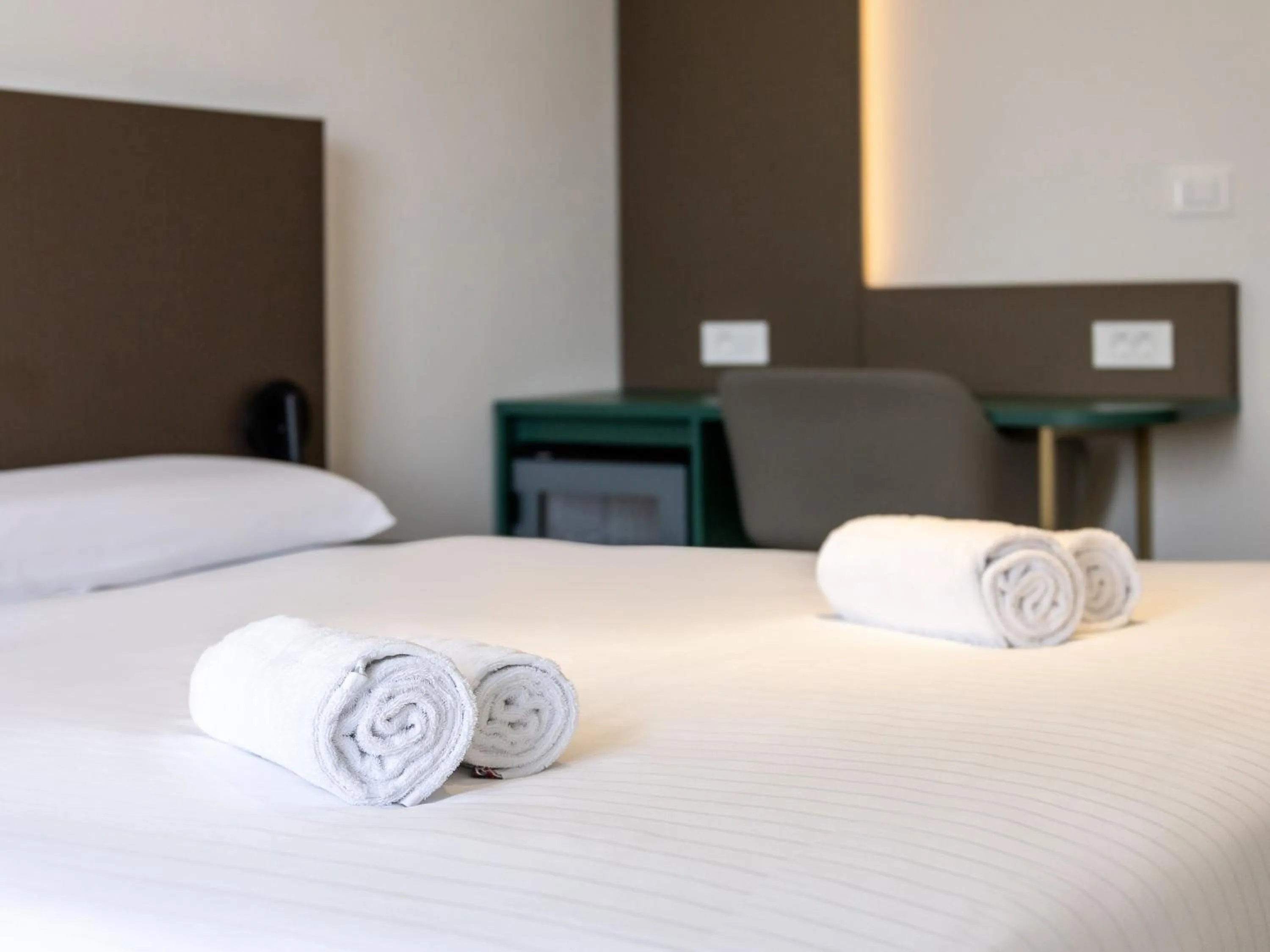 Bedroom, Bed in B&B HOTEL Maribor Orel