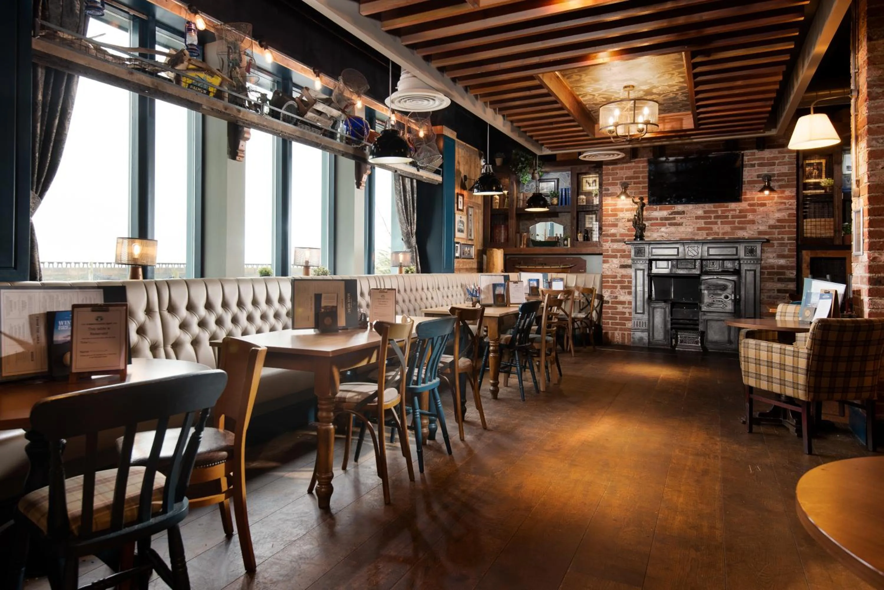 Restaurant/places to eat in The Commissioners Quay Inn - The Inn Collection Group