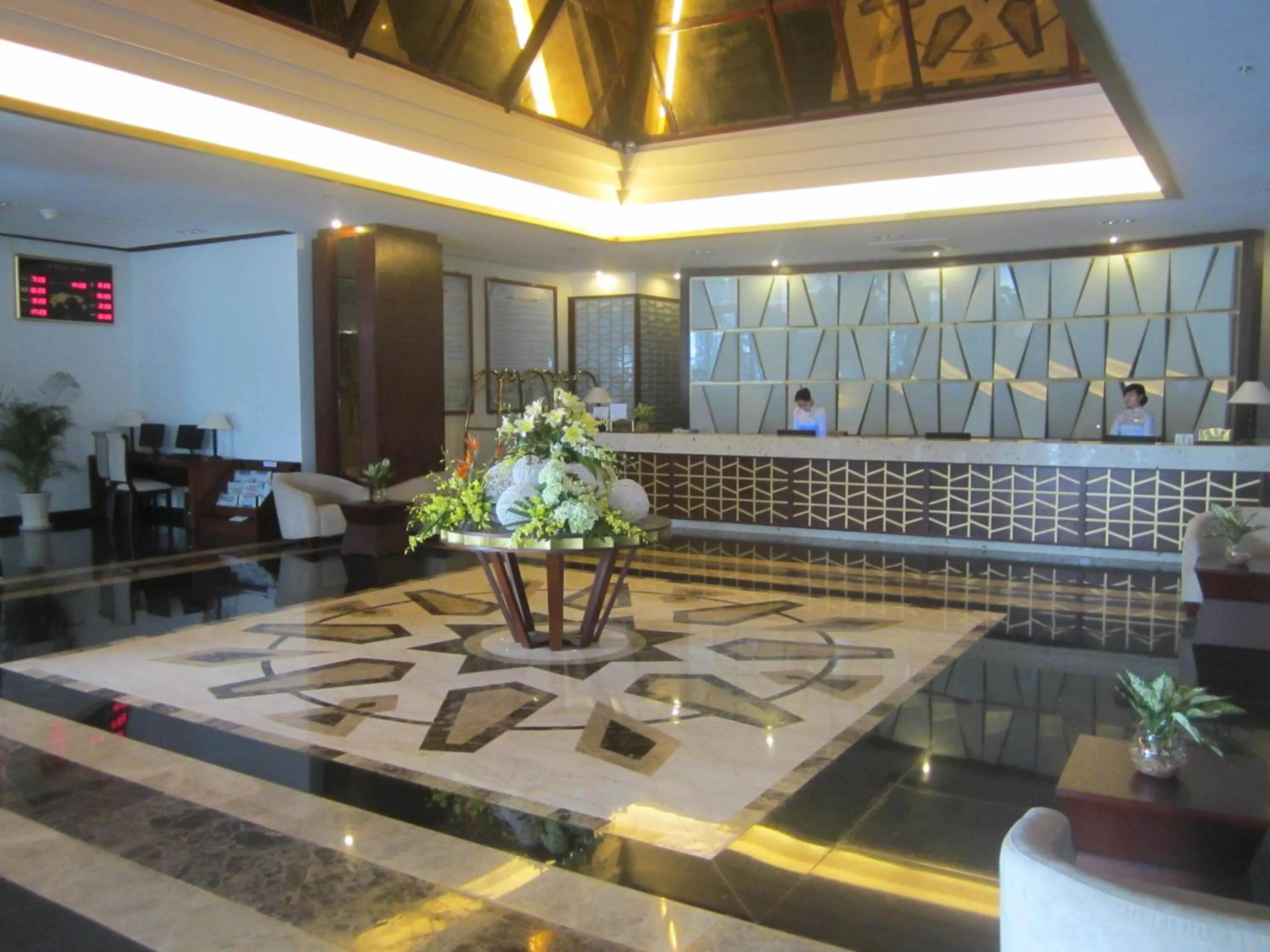 Lobby or reception in Sai Gon Ban Me Hotel