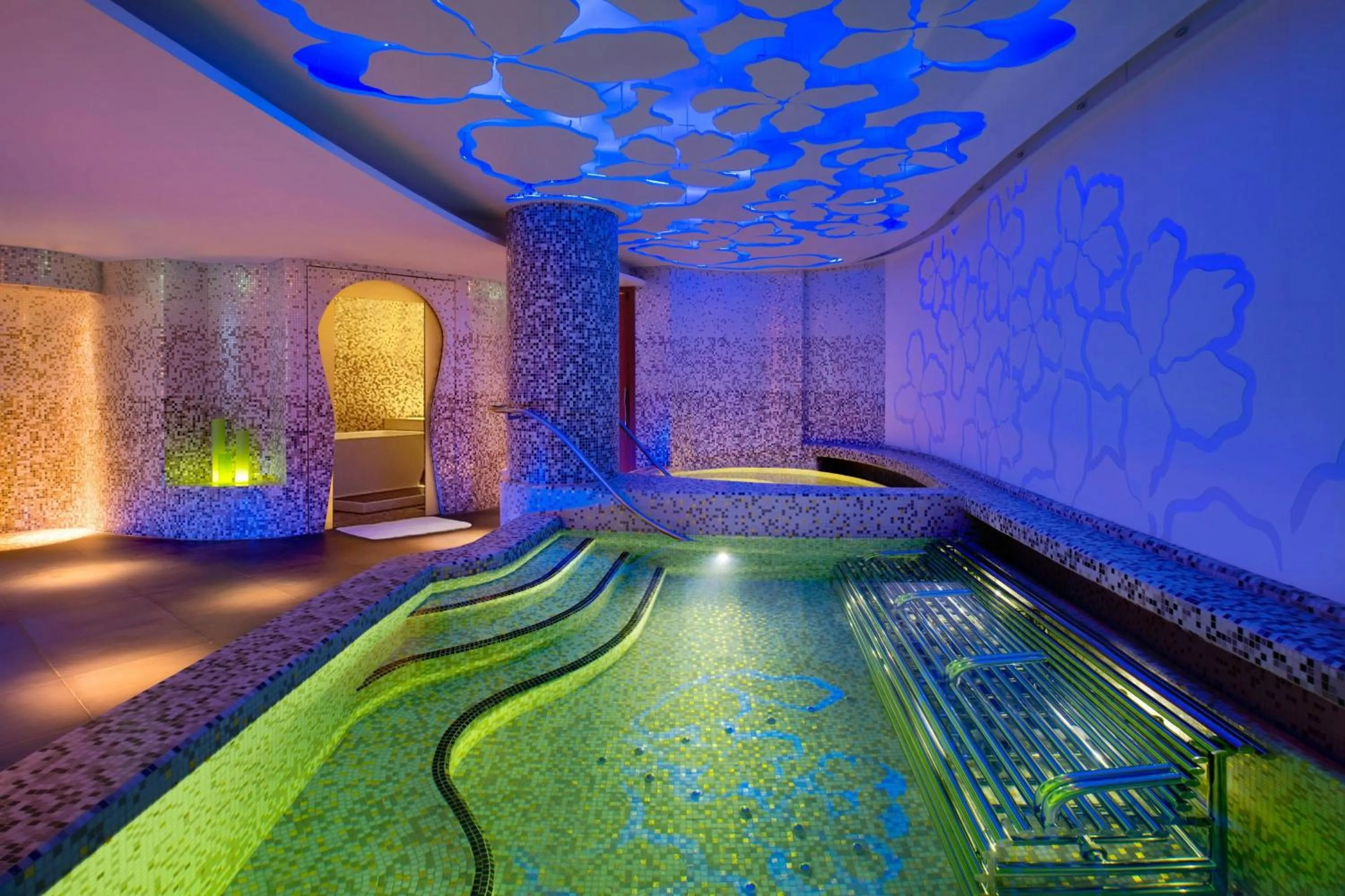 Spa and wellness centre/facilities in W Singapore - Sentosa Cove