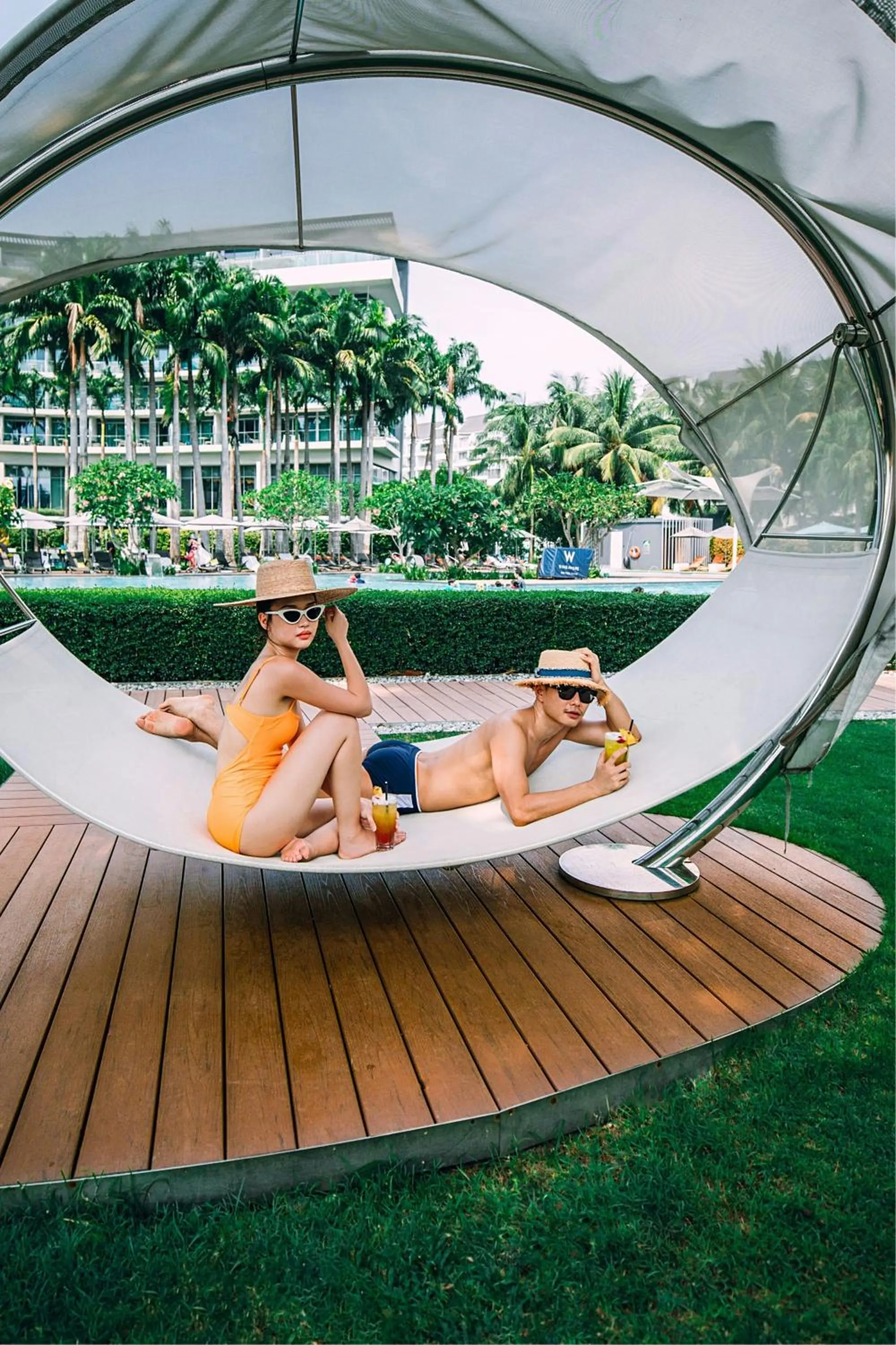 Swimming pool in W Singapore - Sentosa Cove