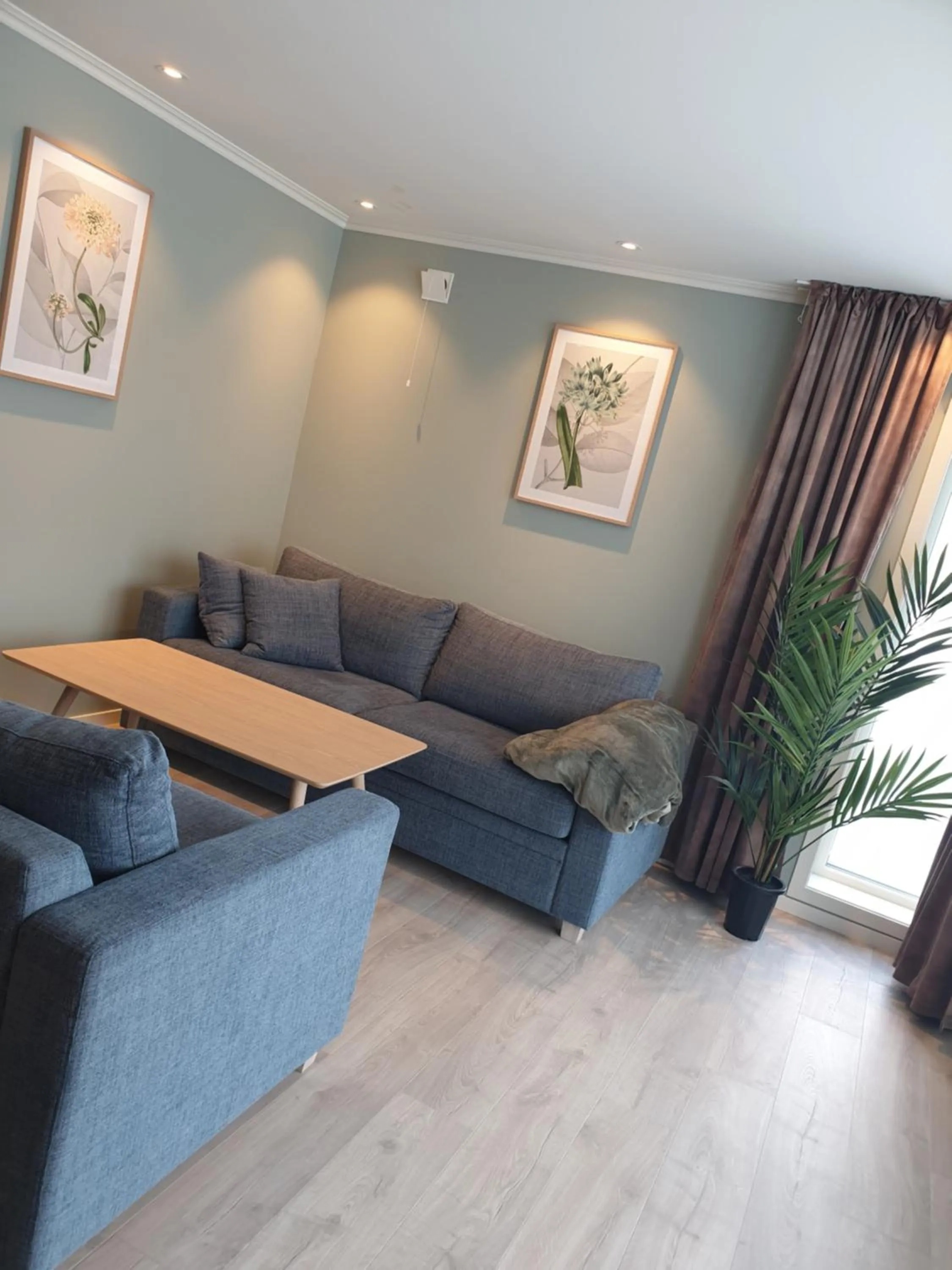 Living room in Olderfjord Turistsenter