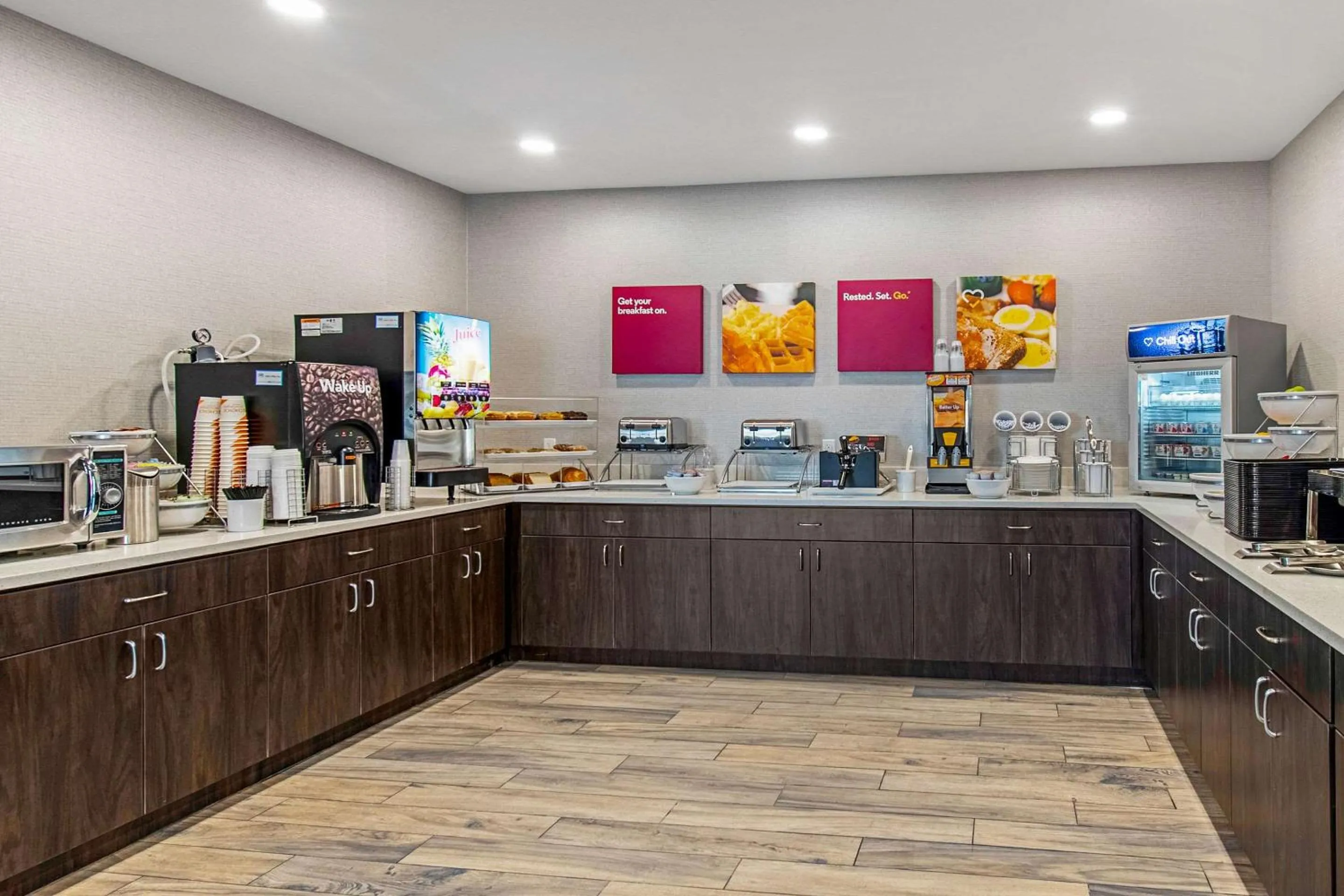 Restaurant/places to eat in Comfort Suites Grove City - Columbus South