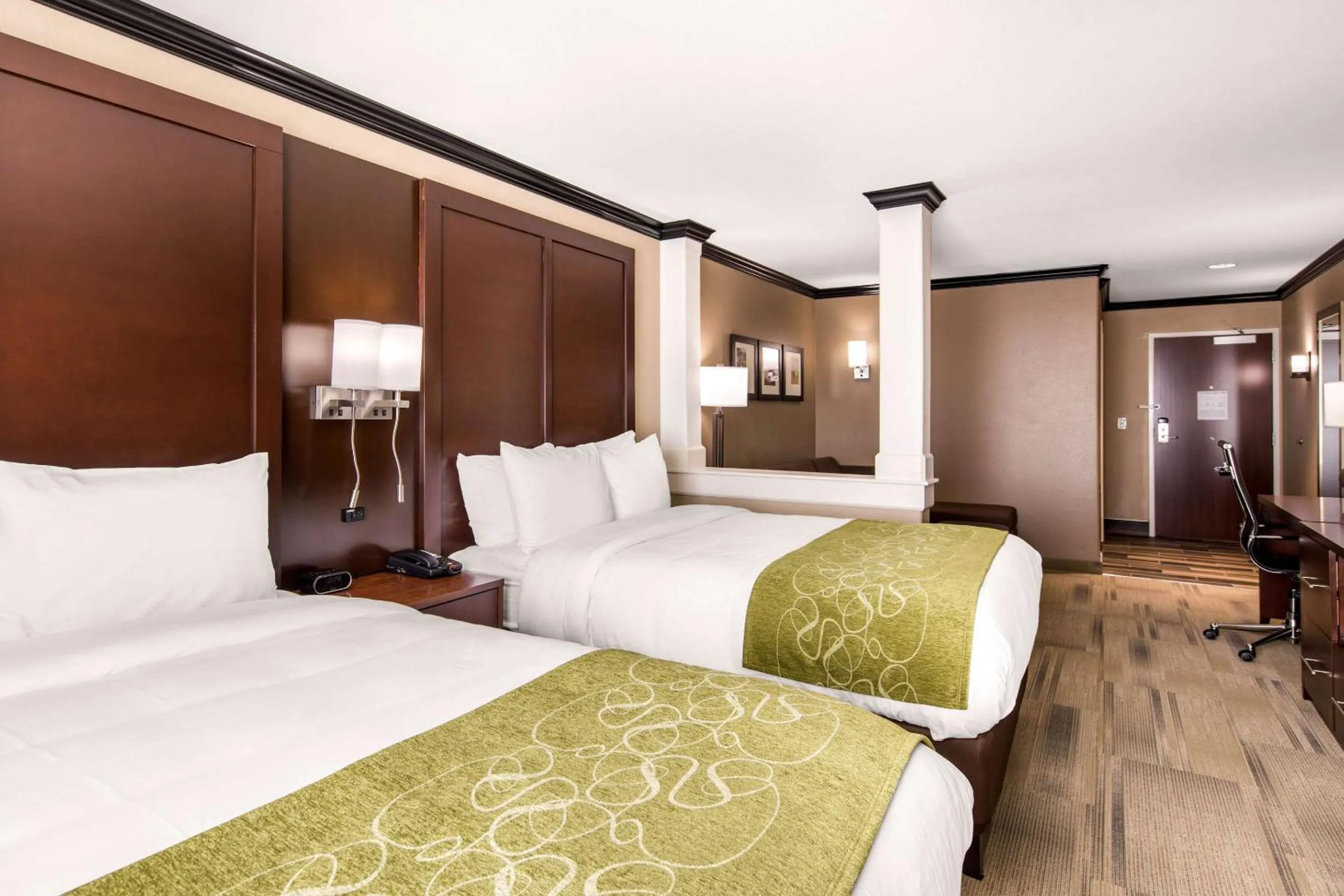 Bedroom, Bed in Comfort Suites Liberal North