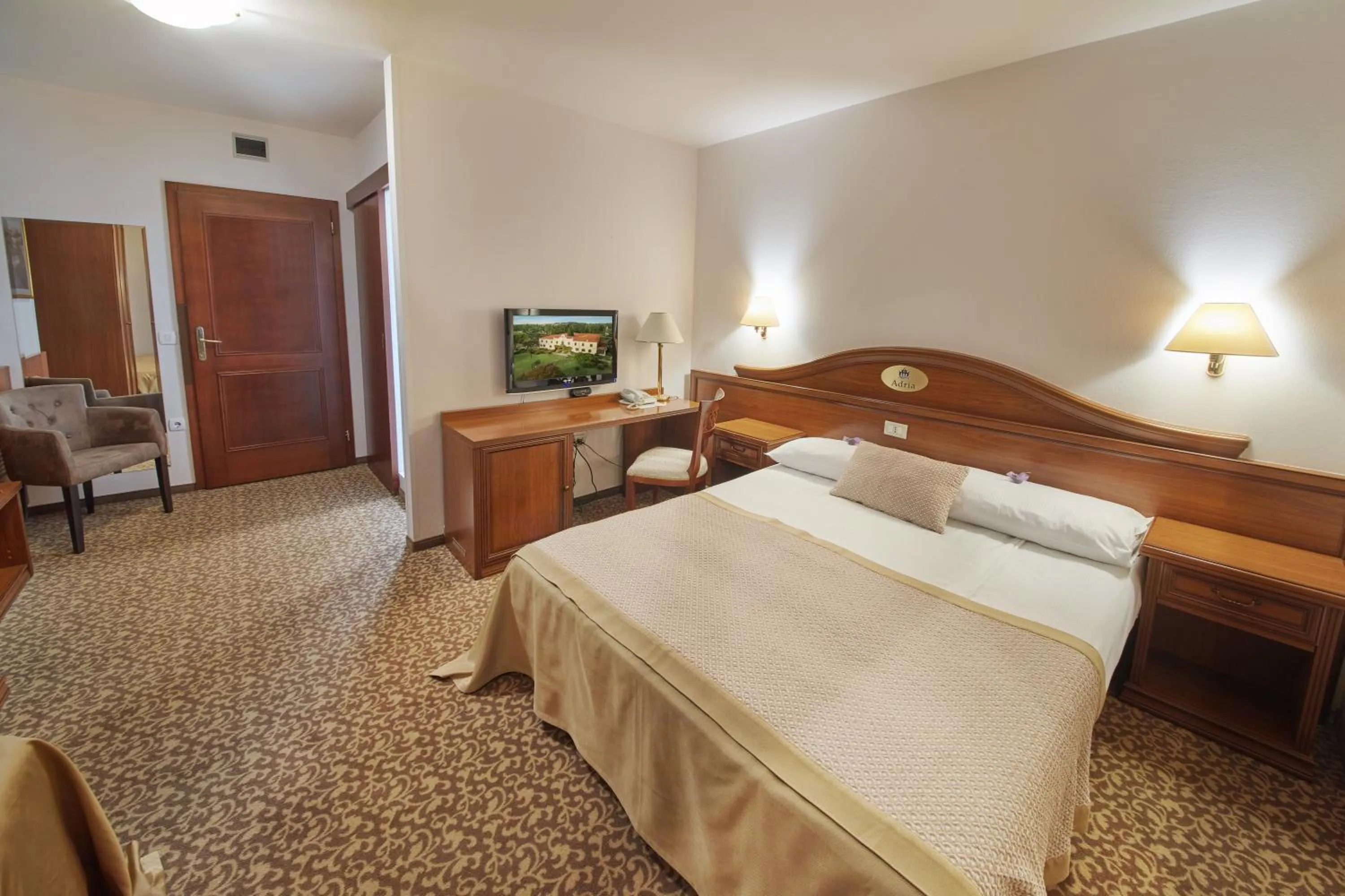 Bed in Hotel Convent - Hotel & Resort Adria Ankaran