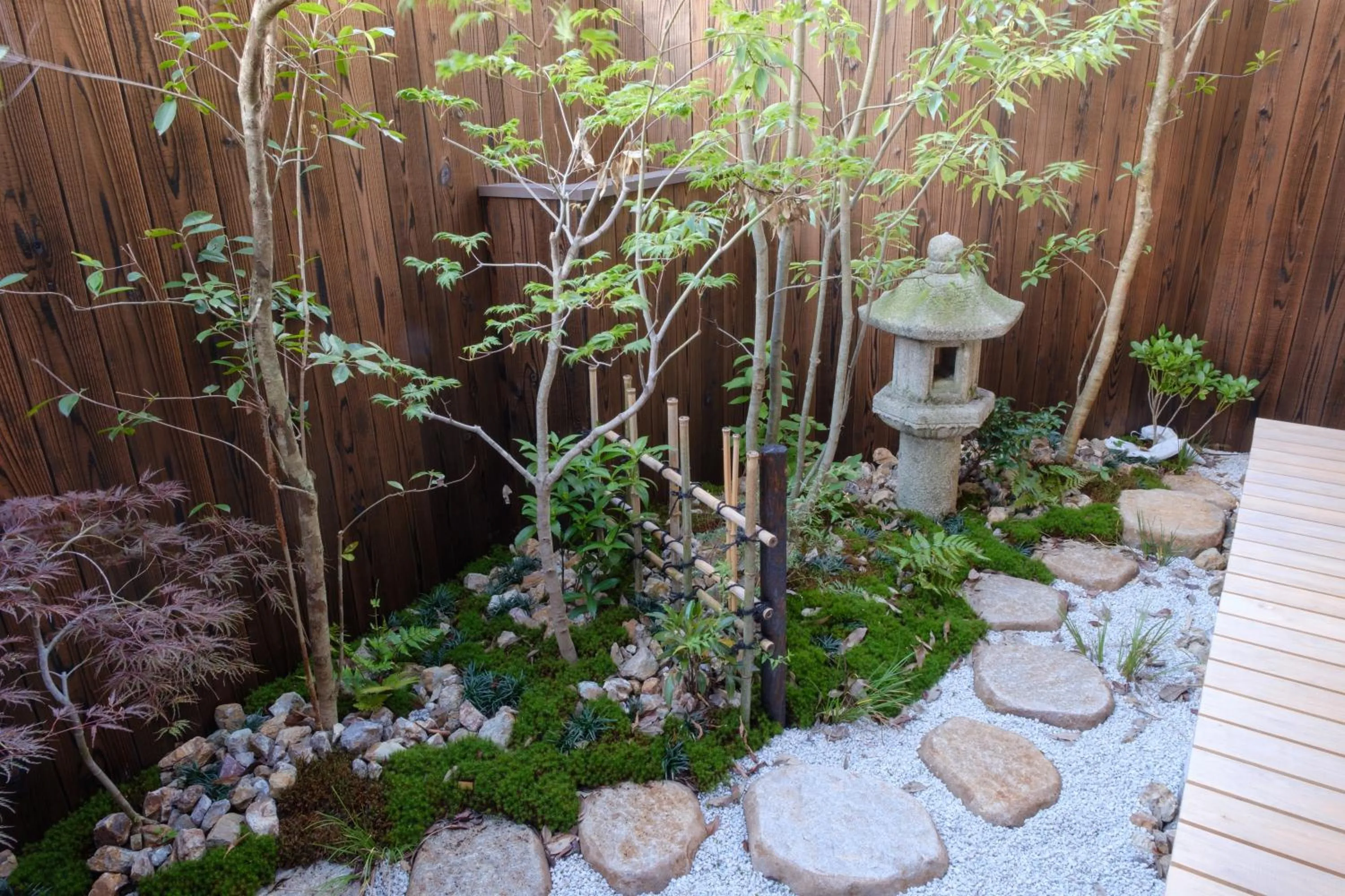 Garden in Kanade Tojiminamimon