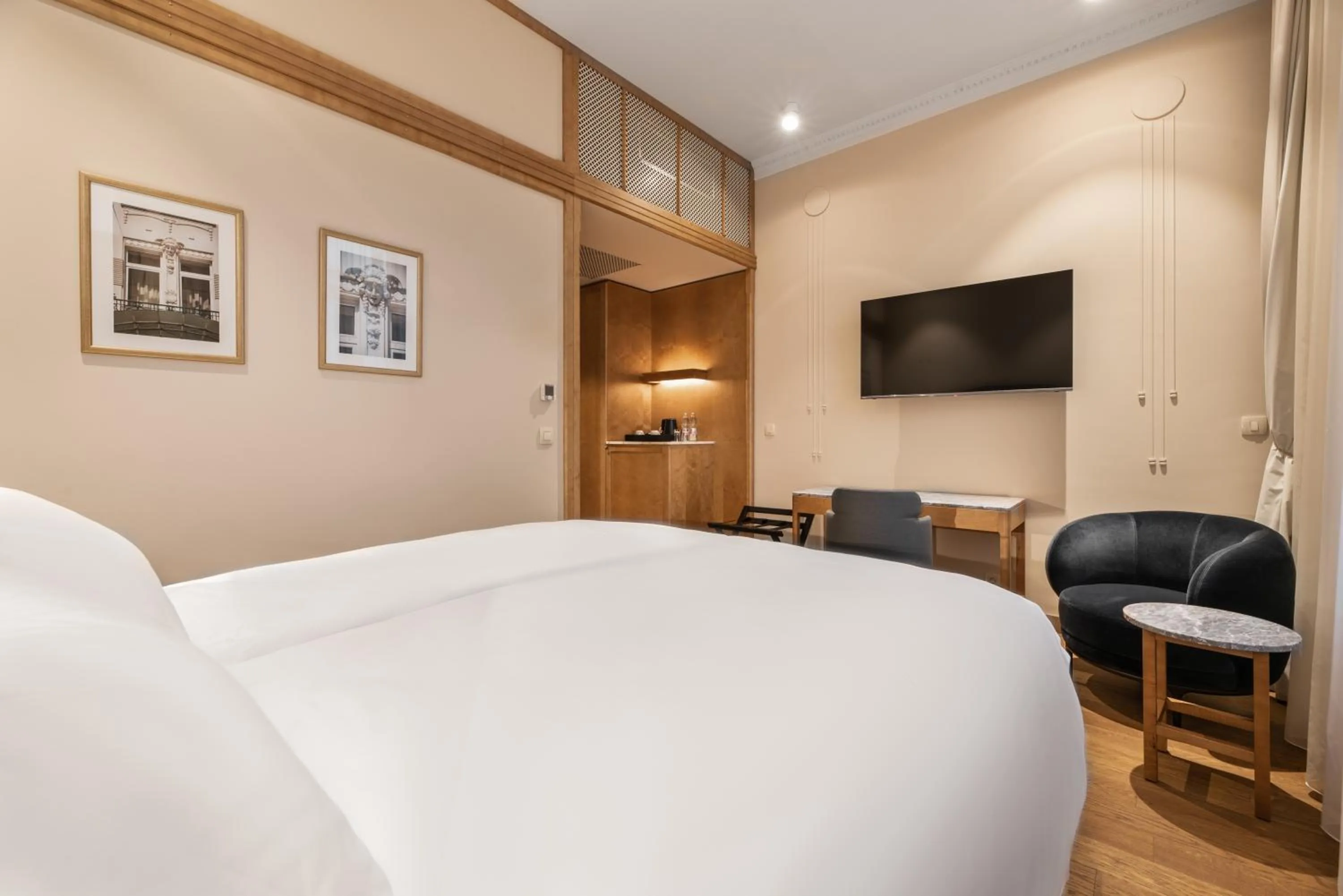 Bed in Grand Hotel Union Eurostars