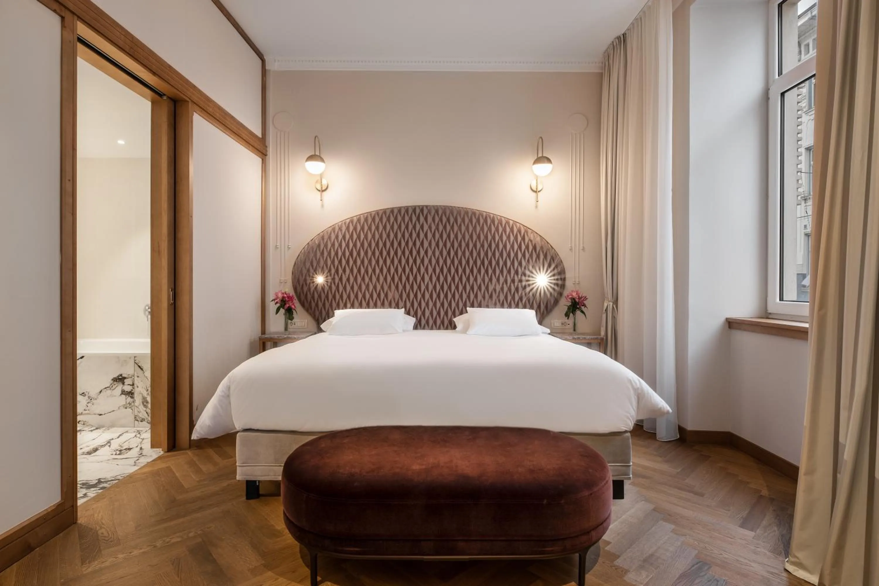 Bed in Grand Hotel Union Eurostars