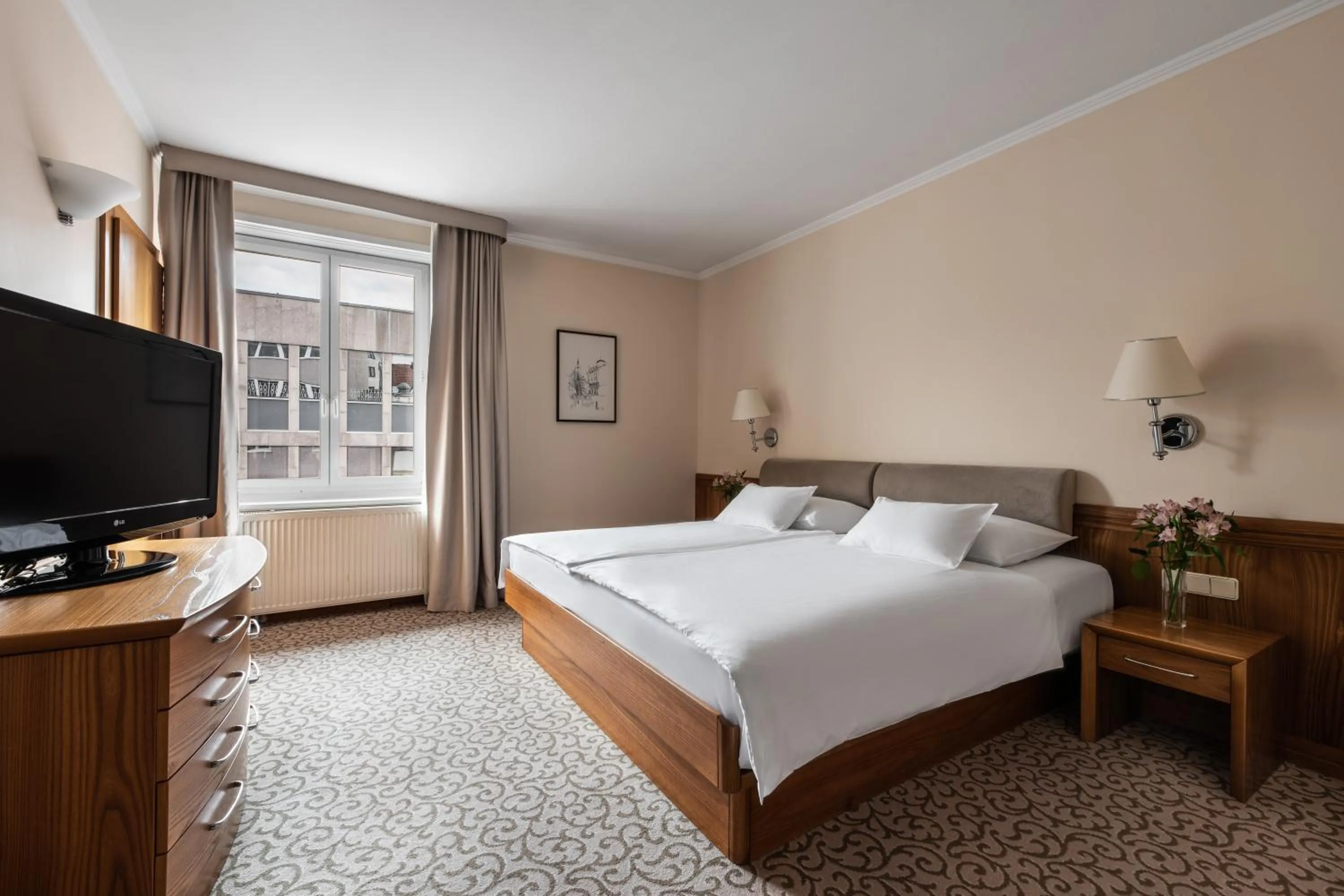 Bed in Eurostars uHOTEL