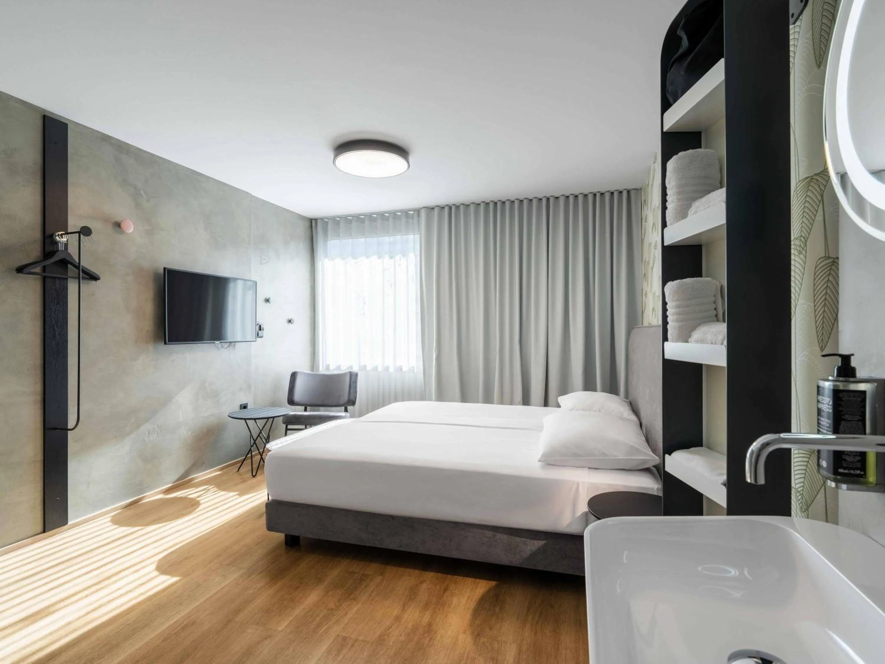 Bedroom, Bed in ibis Styles Ljubljana Centre