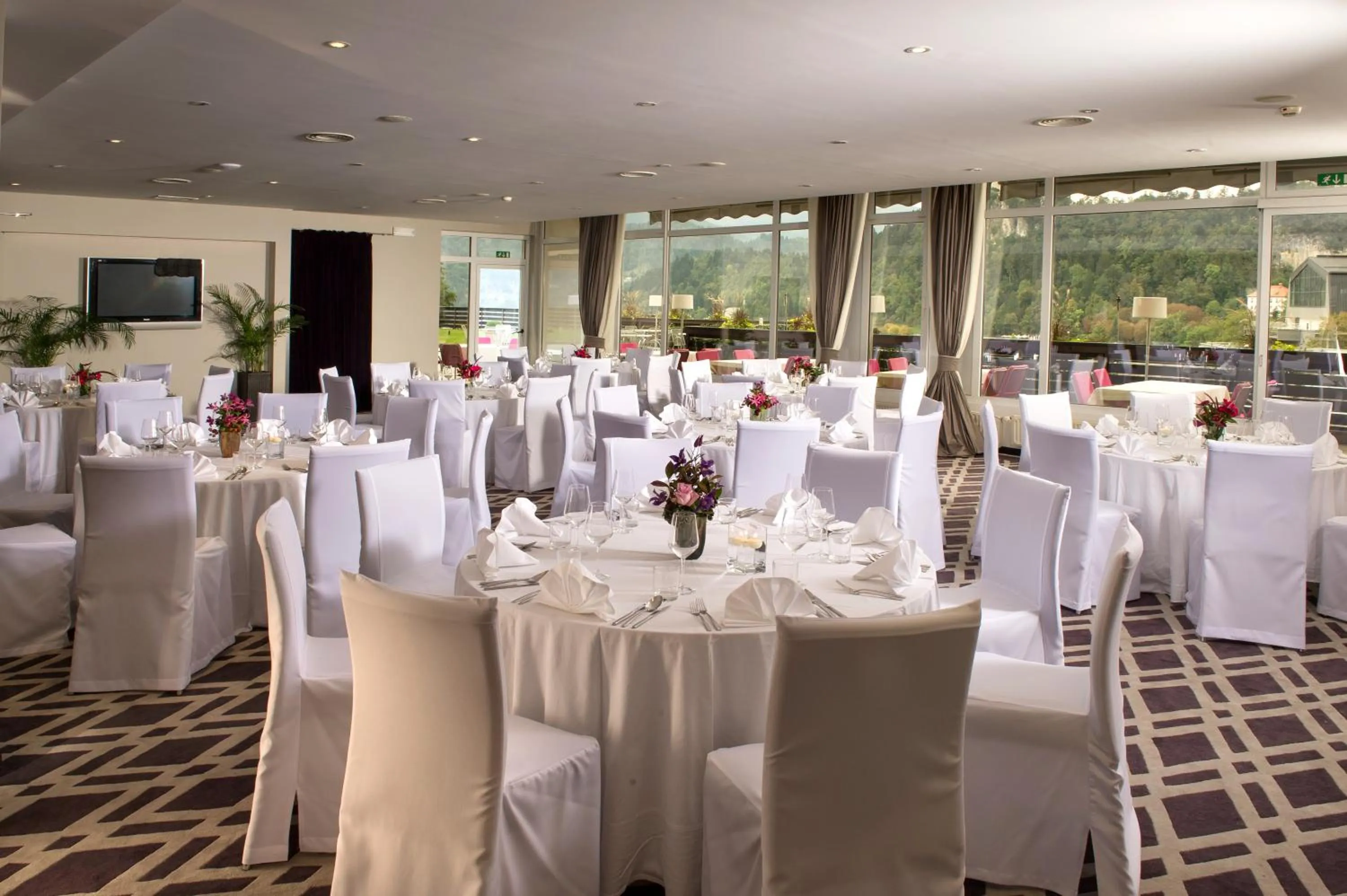 Banquet/Function facilities in Hotel Kompas
