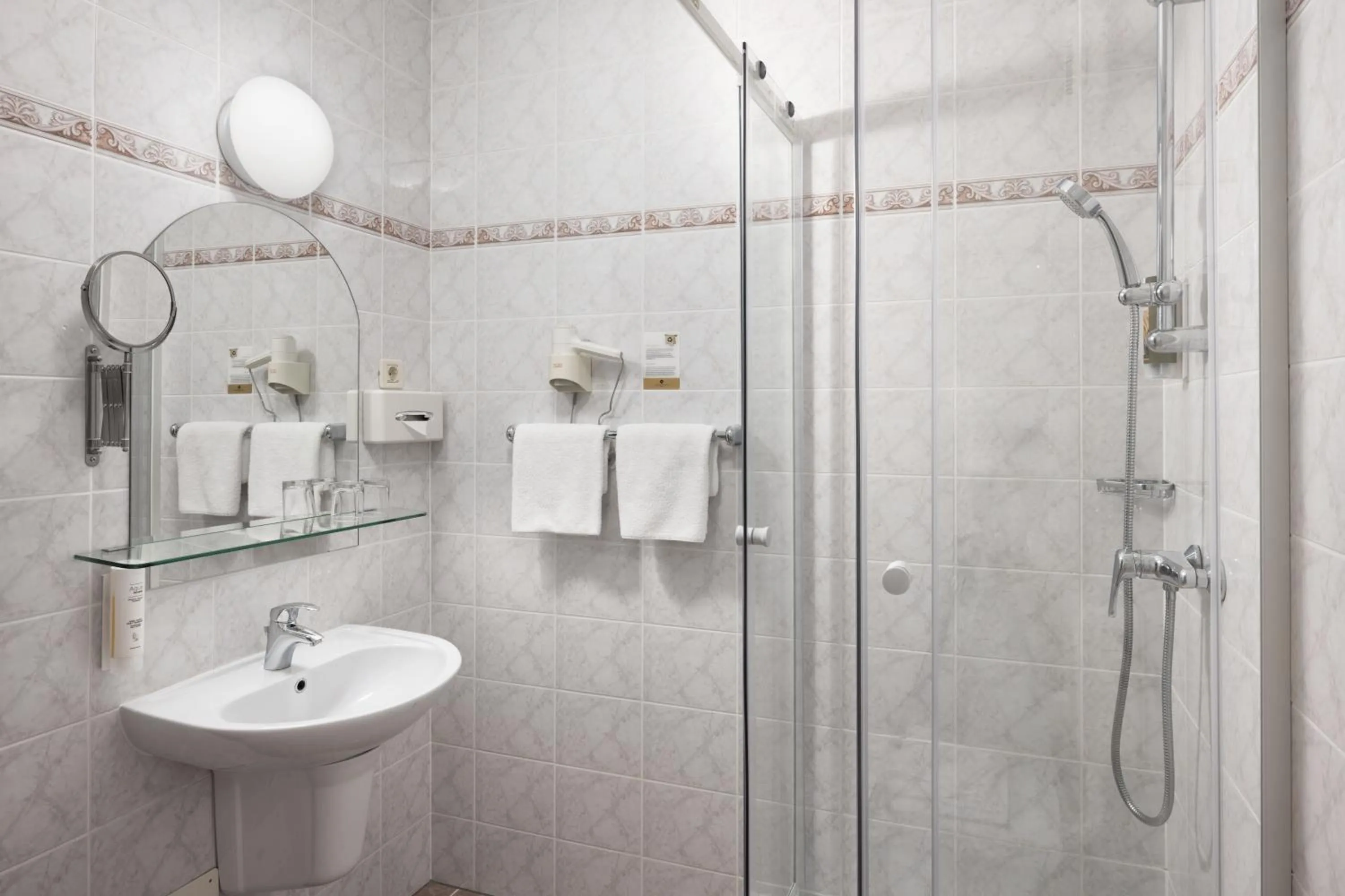 Bathroom in Hotel Kompas