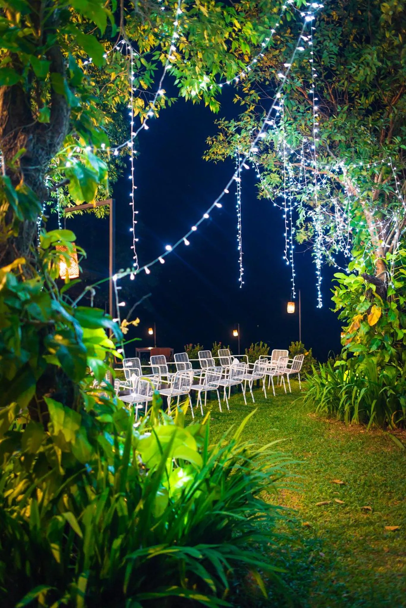 Restaurant/places to eat in The River Resort