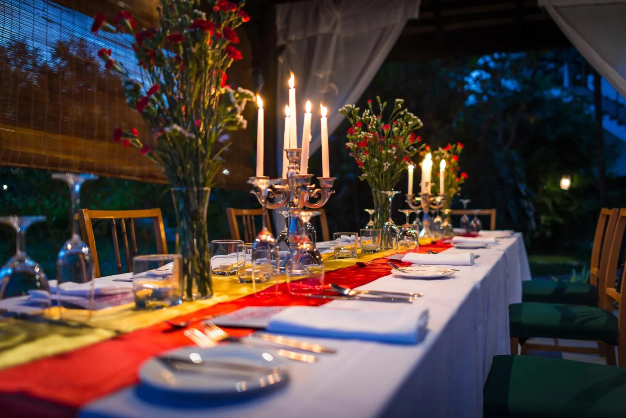 Restaurant/places to eat in The River Resort