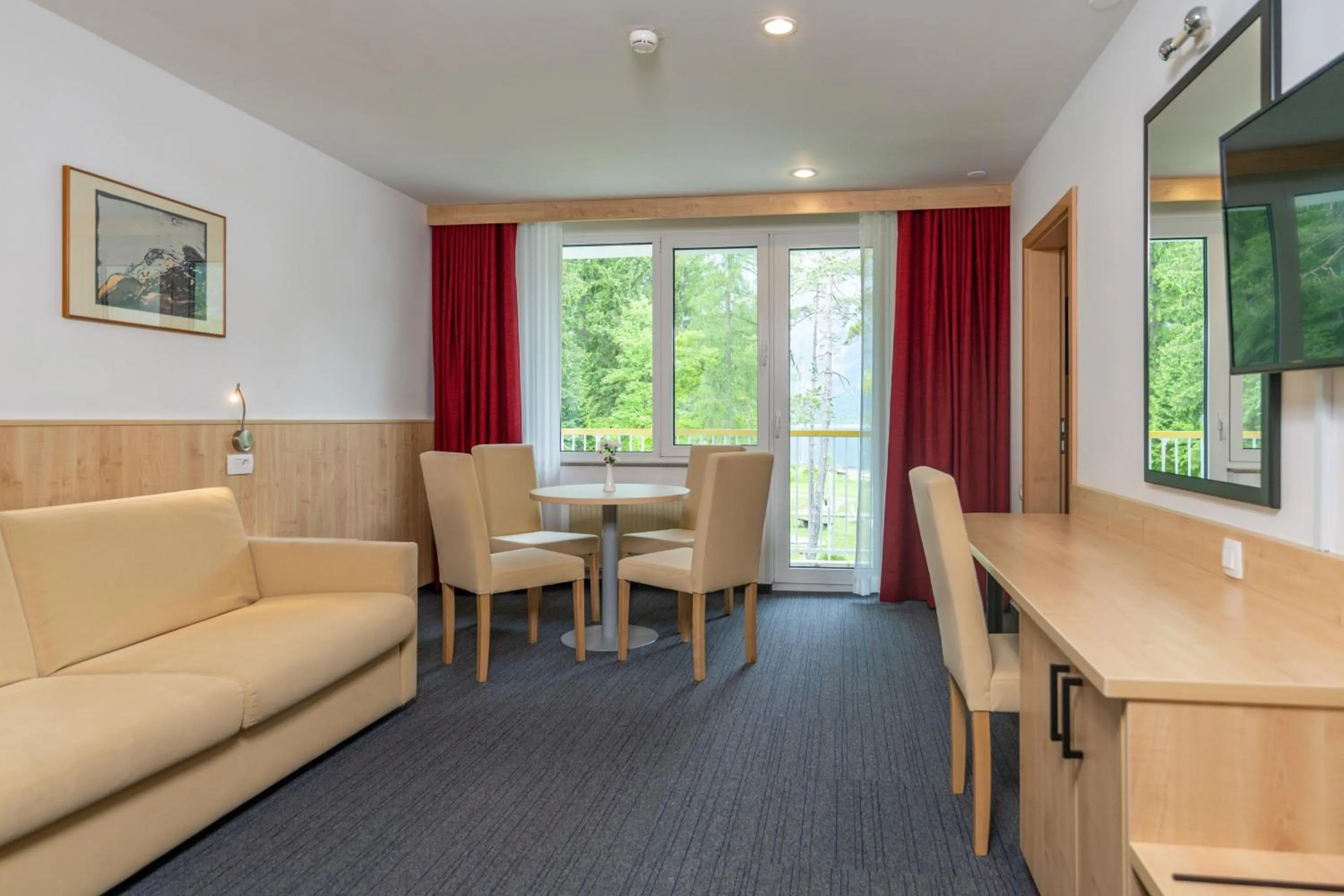 Bedroom in Hotel Jezero