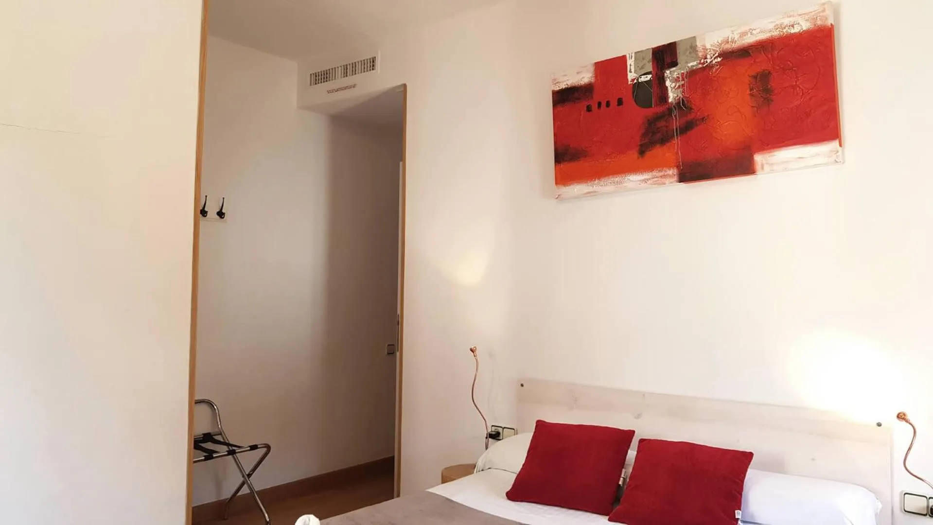 Photo of the whole room, Bed in Hostal la Palmera