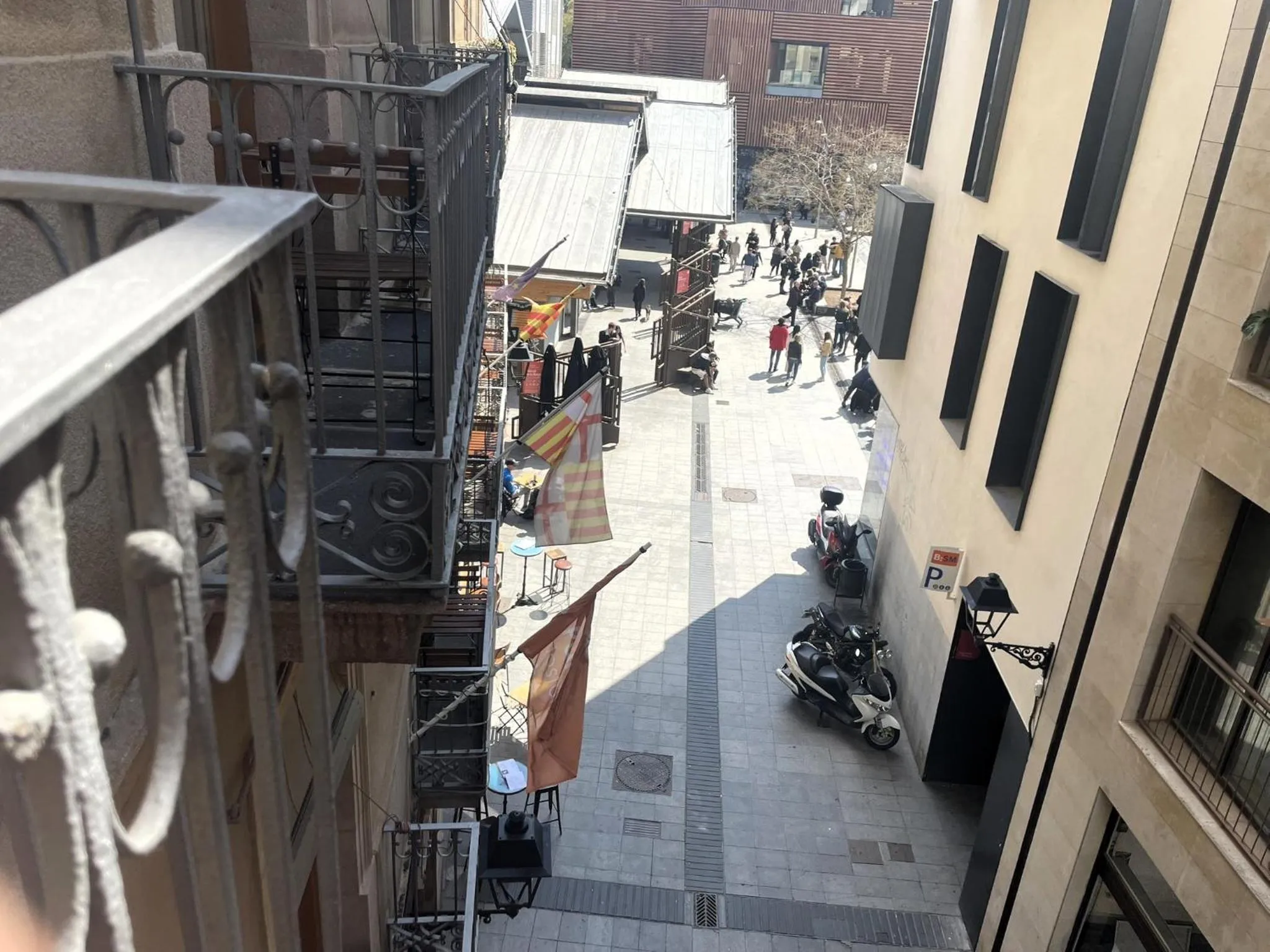 Property building in Hostal la Palmera