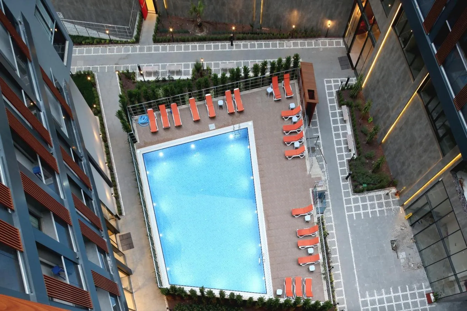 Swimming pool in Coordinat Suits