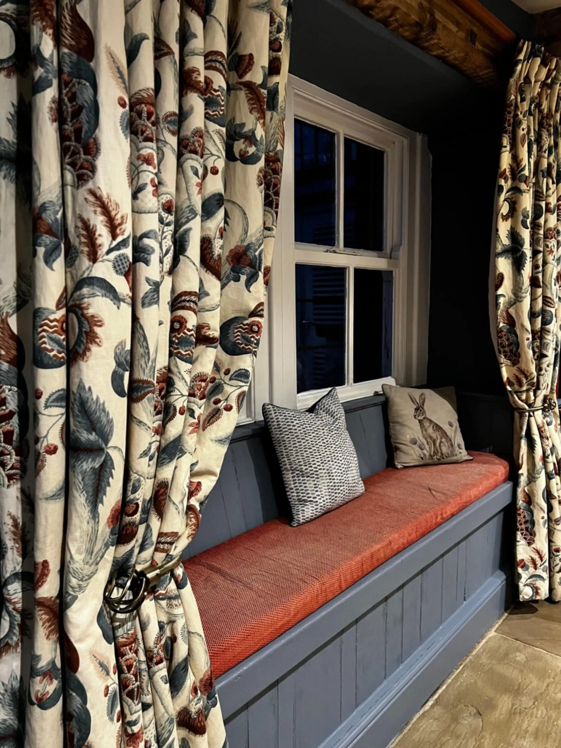 Restaurant/places to eat in The Marton Arms